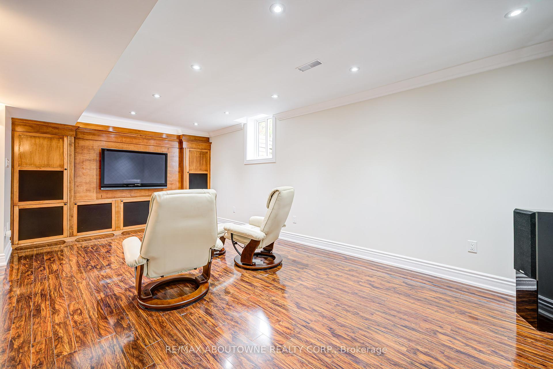 1337 Peartree Circle