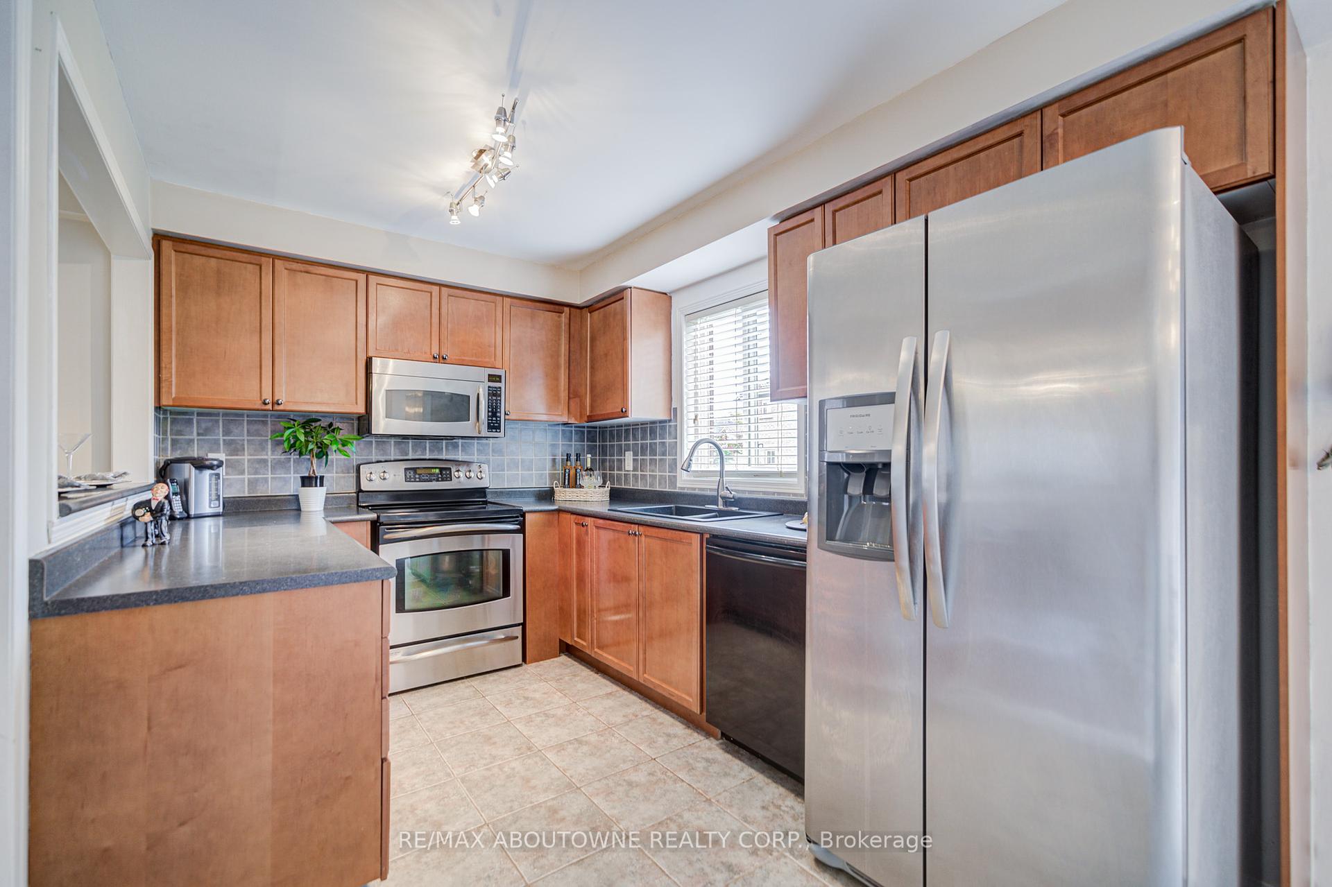 5868 Blue Spruce Avenue