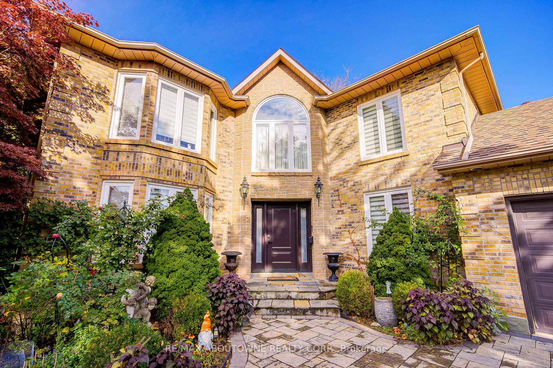 1248 Old Colony Road, Oakville