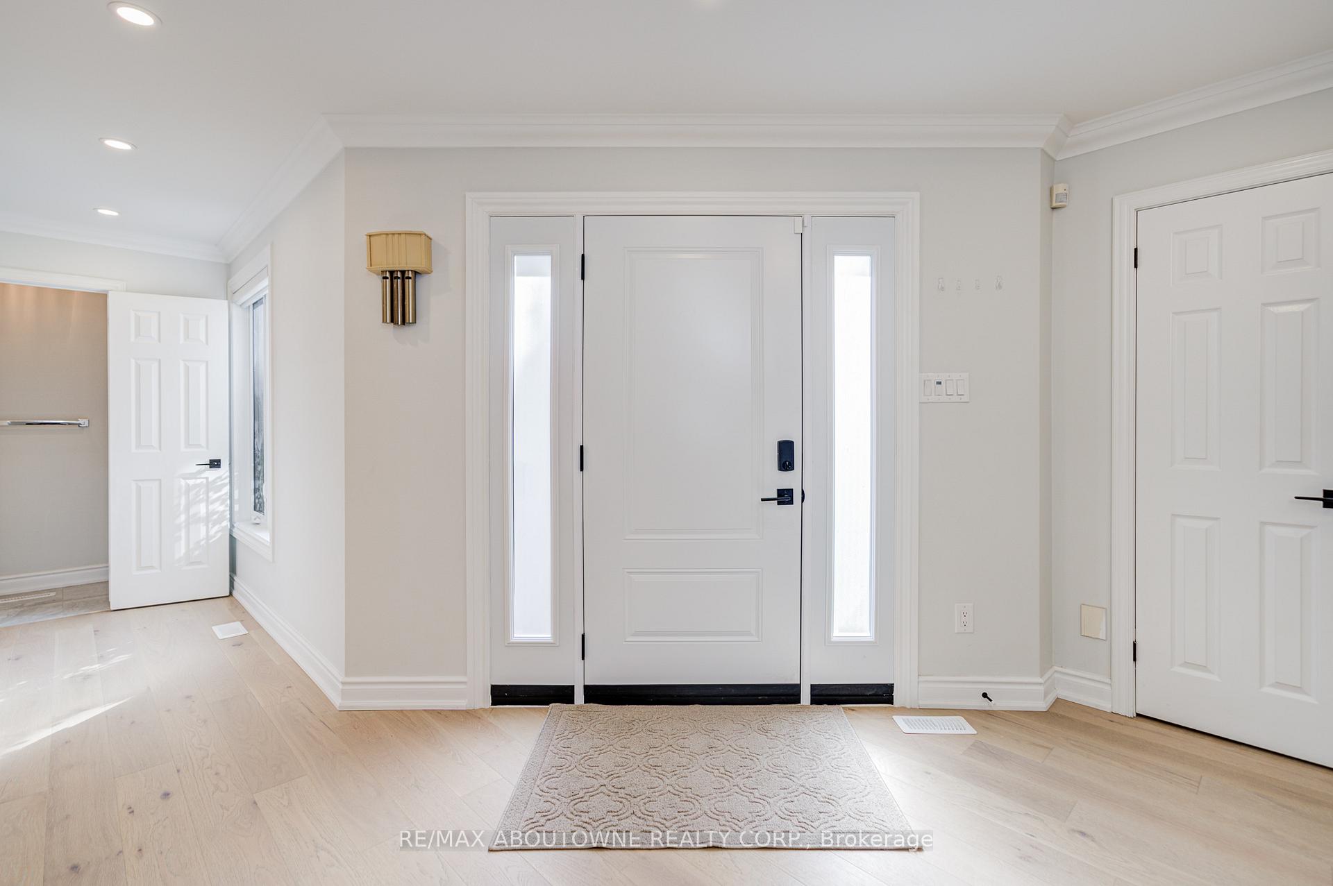 1248 Old Colony Road, Oakville