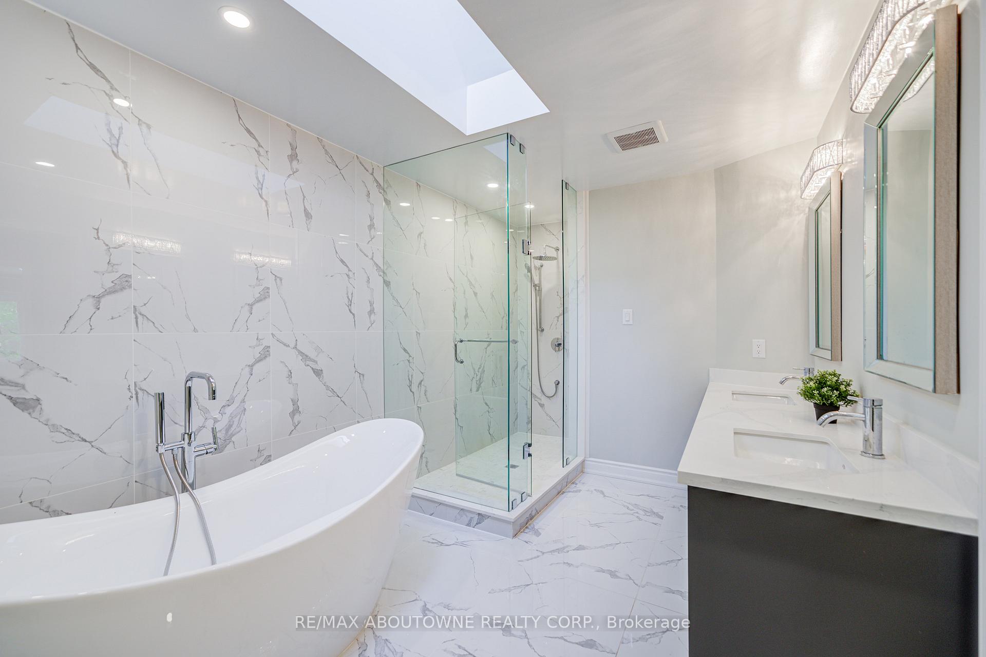 1248 Old Colony Road, Oakville