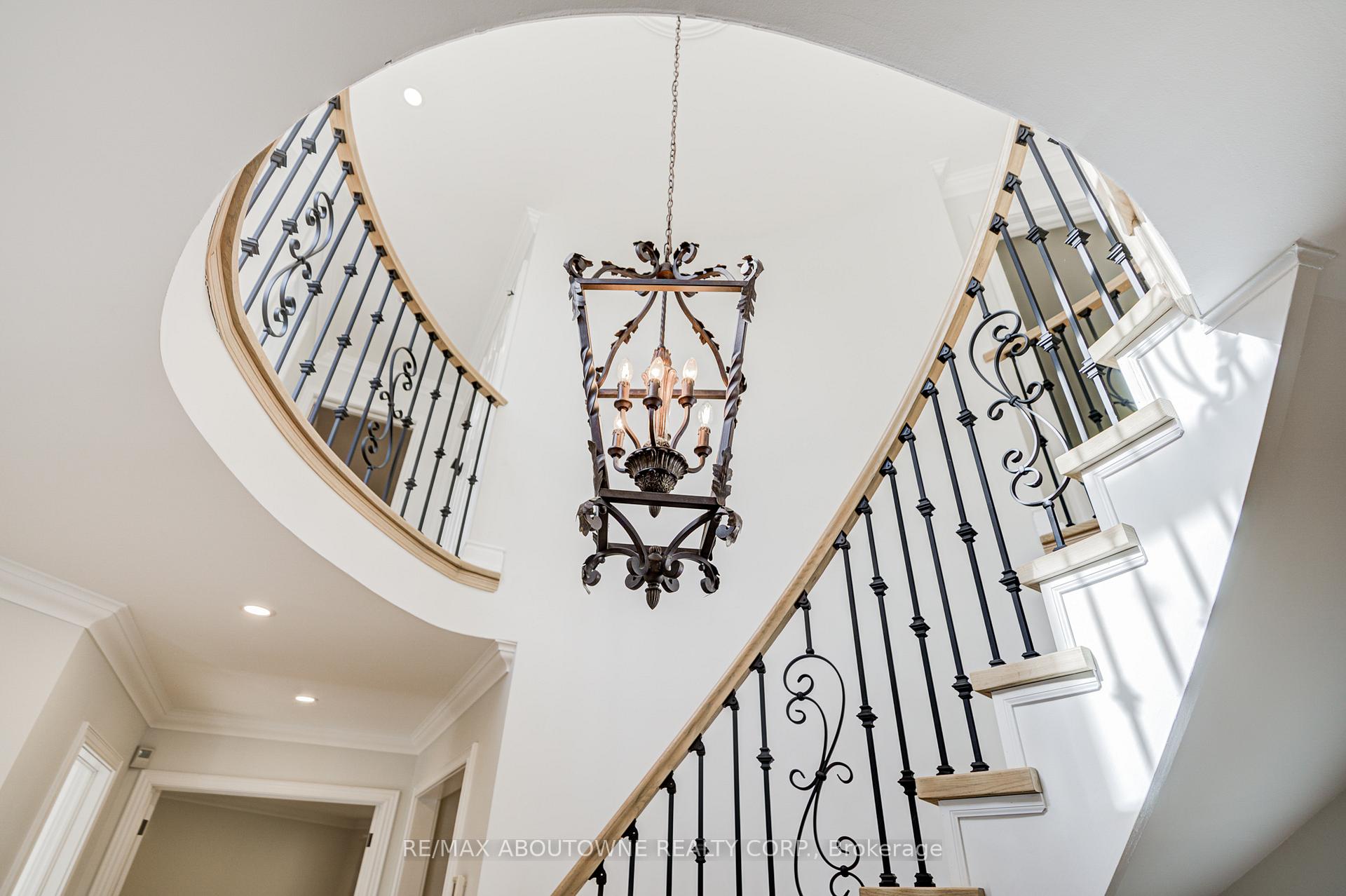 1248 Old Colony Road, Oakville