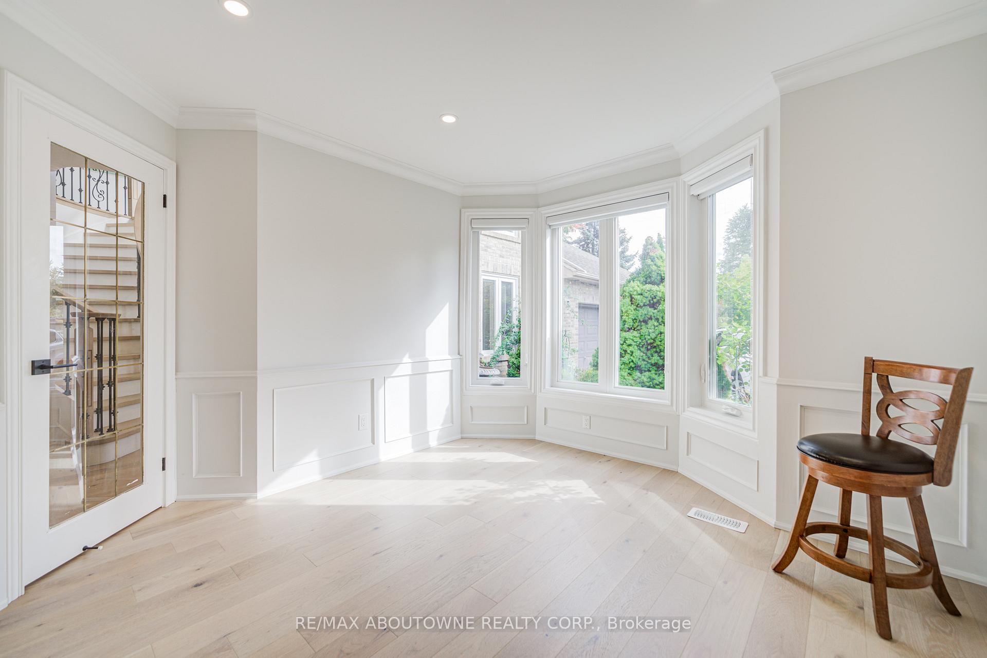 1248 Old Colony Road, Oakville