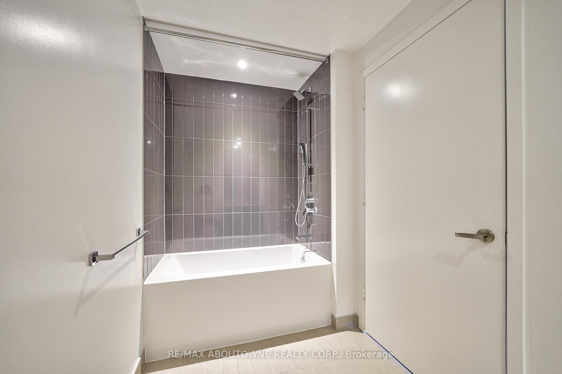 3883 Quartz Road 5411