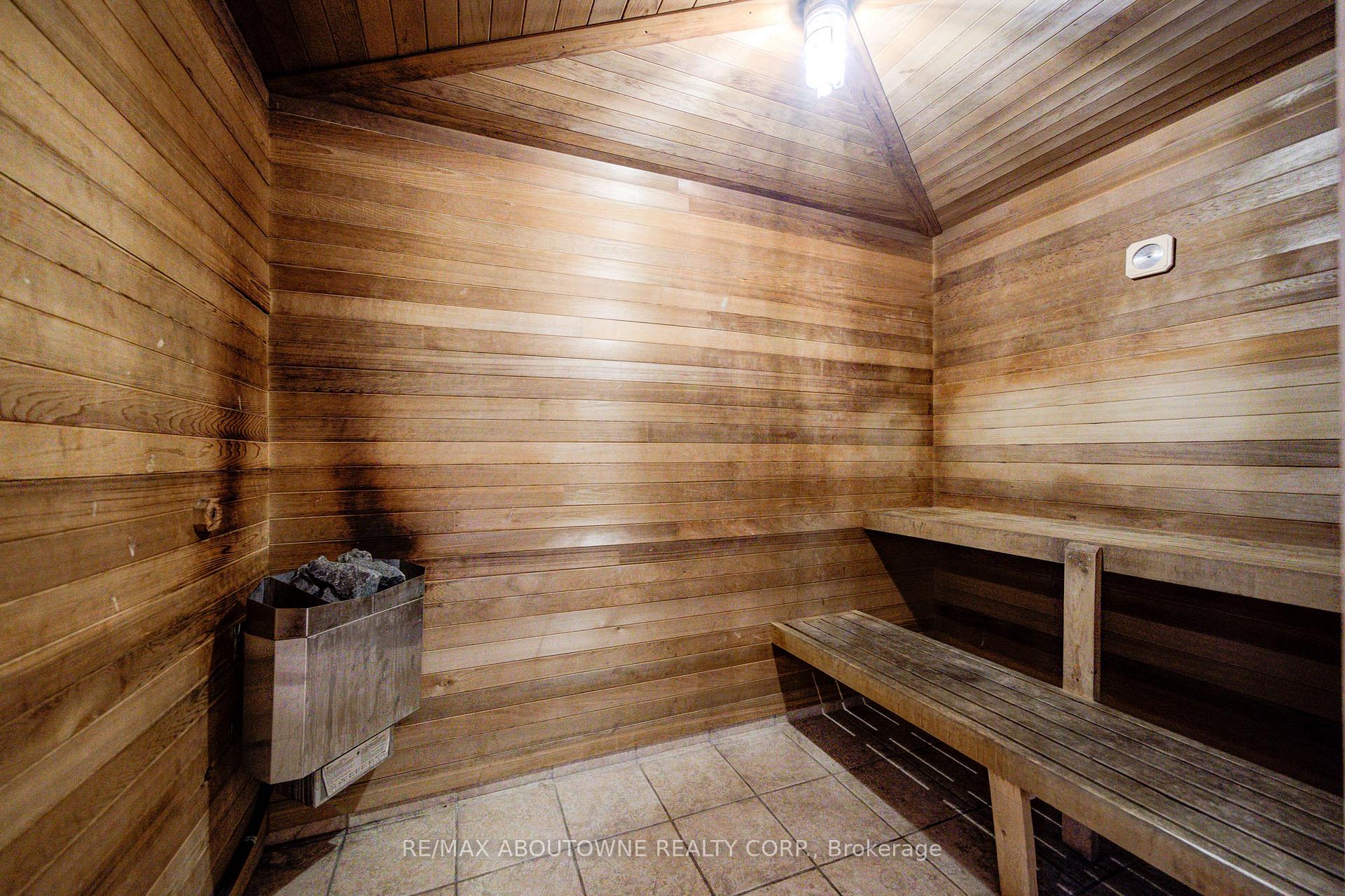 1460 Bishops Gate 314