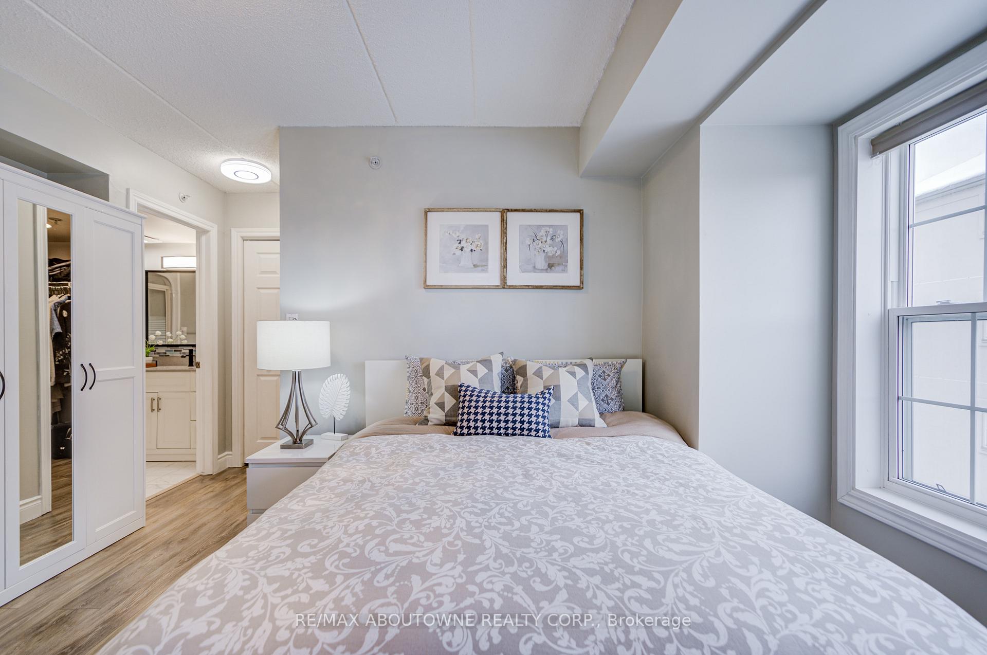 1460 Bishops Gate 314