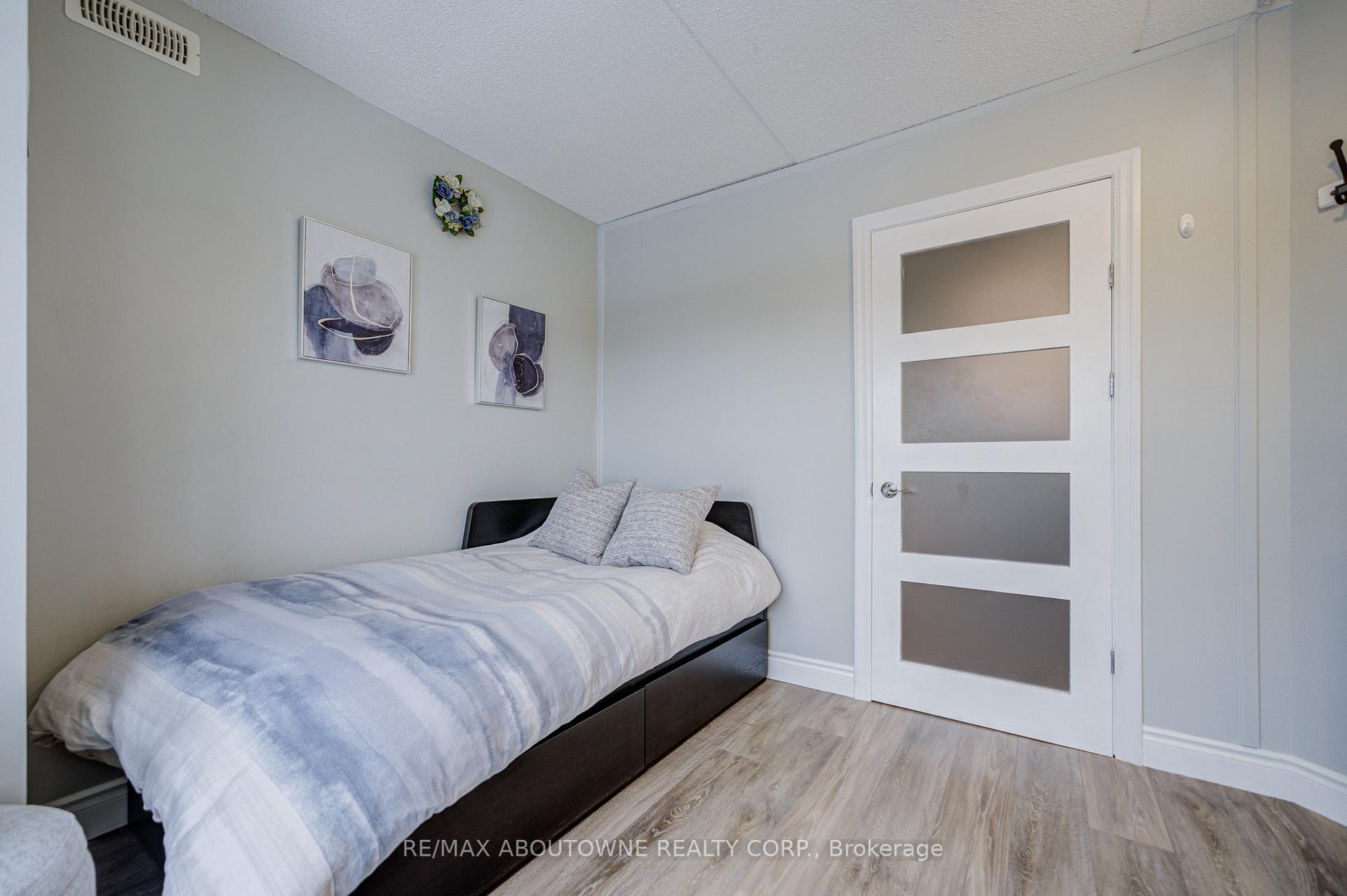 1460 Bishops Gate 314