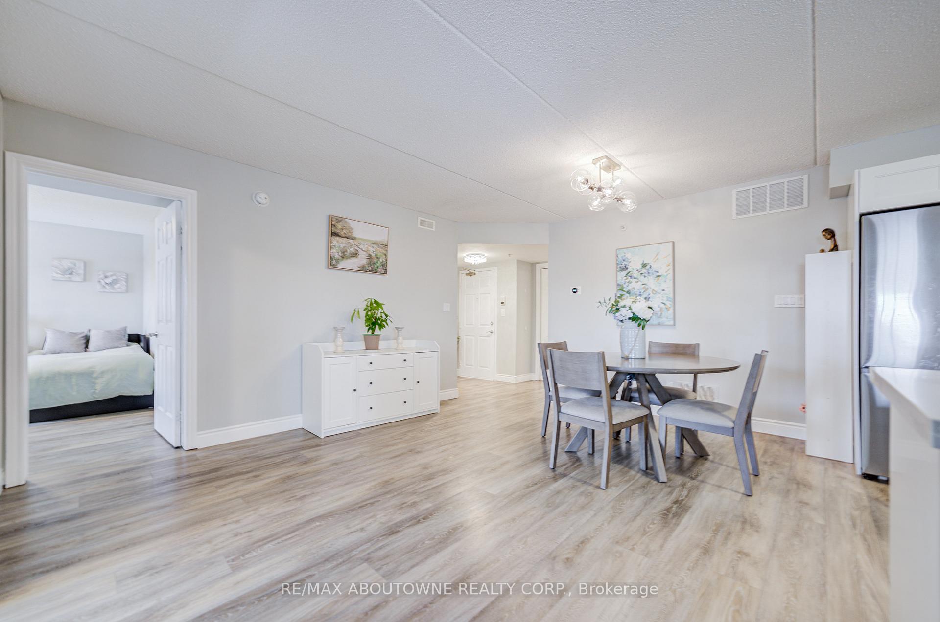 1460 Bishops Gate 314