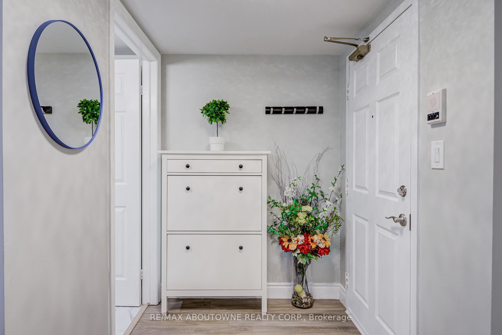 1460 Bishops Gate 314