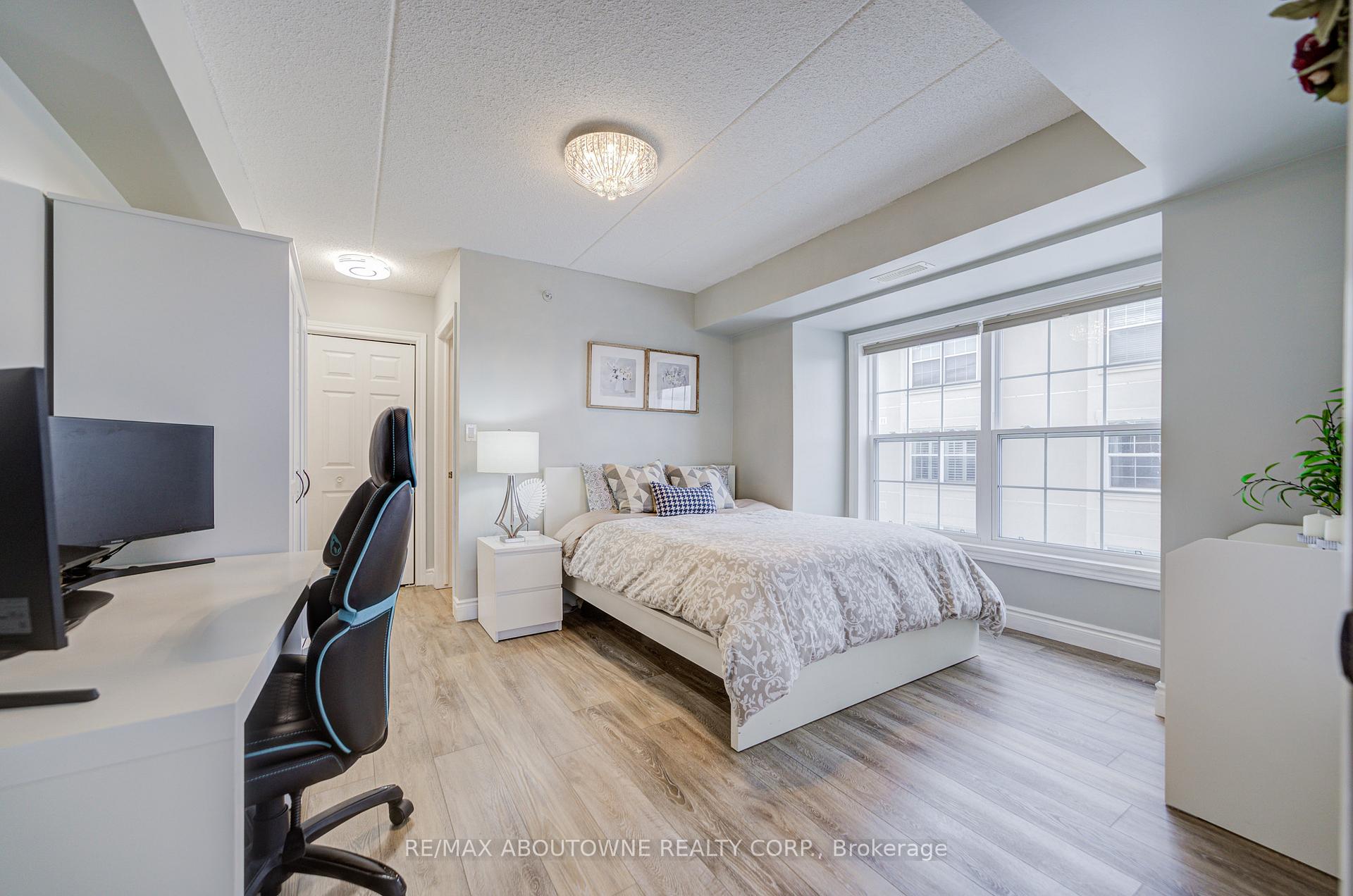 1460 Bishops Gate 314