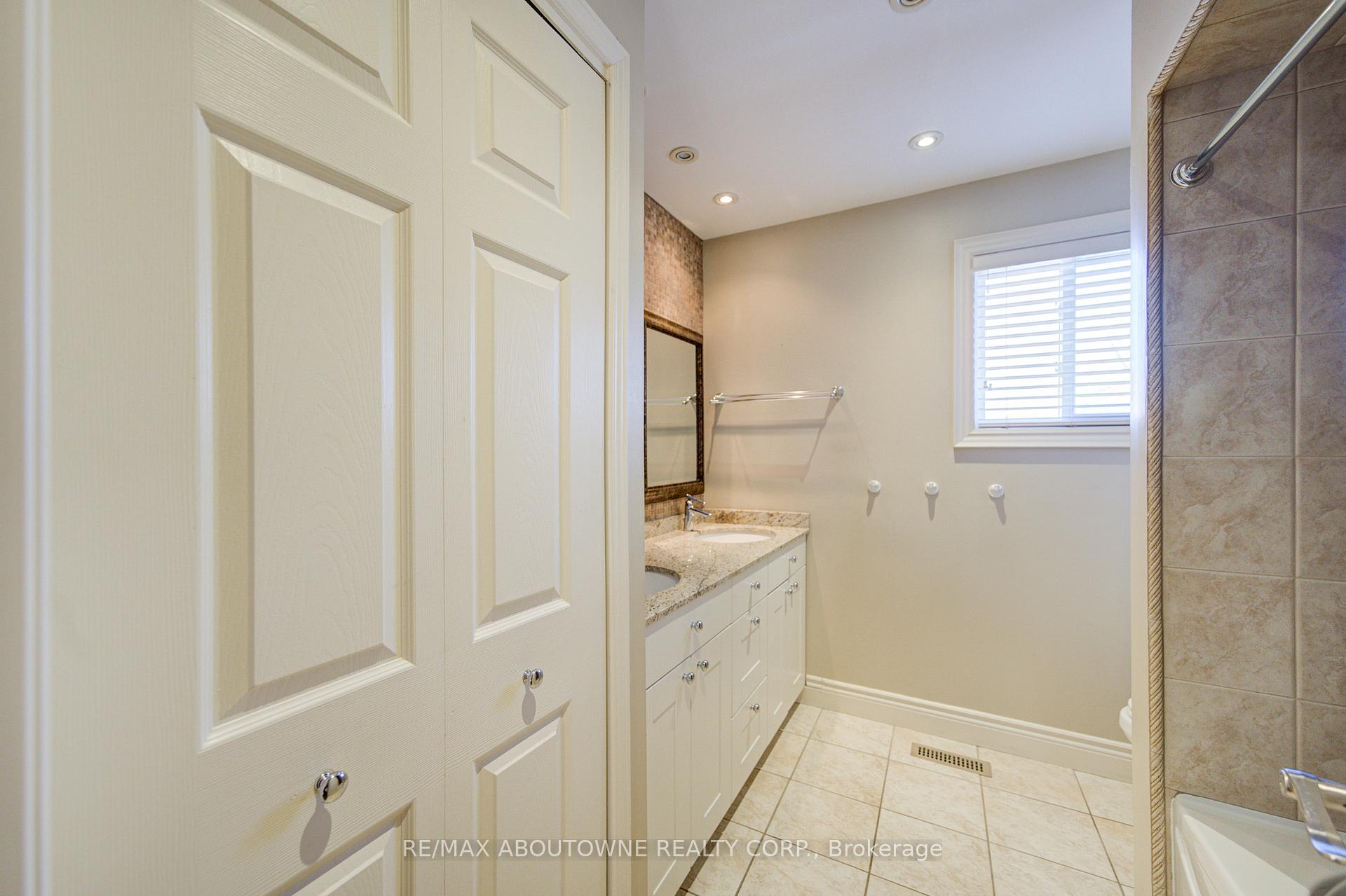 1251 Old Colony Road