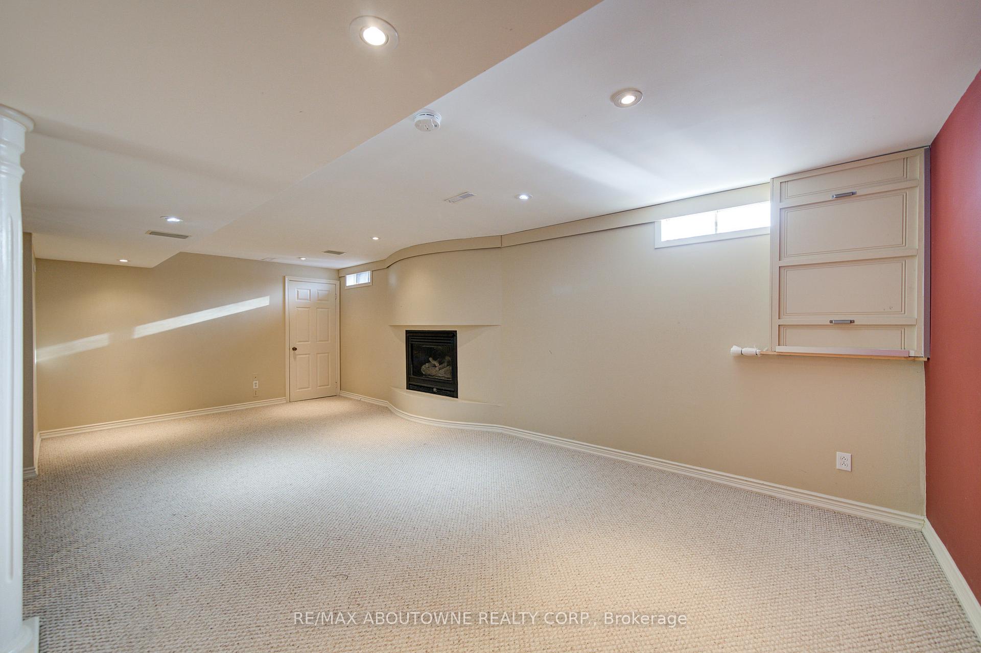 1251 Old Colony Road