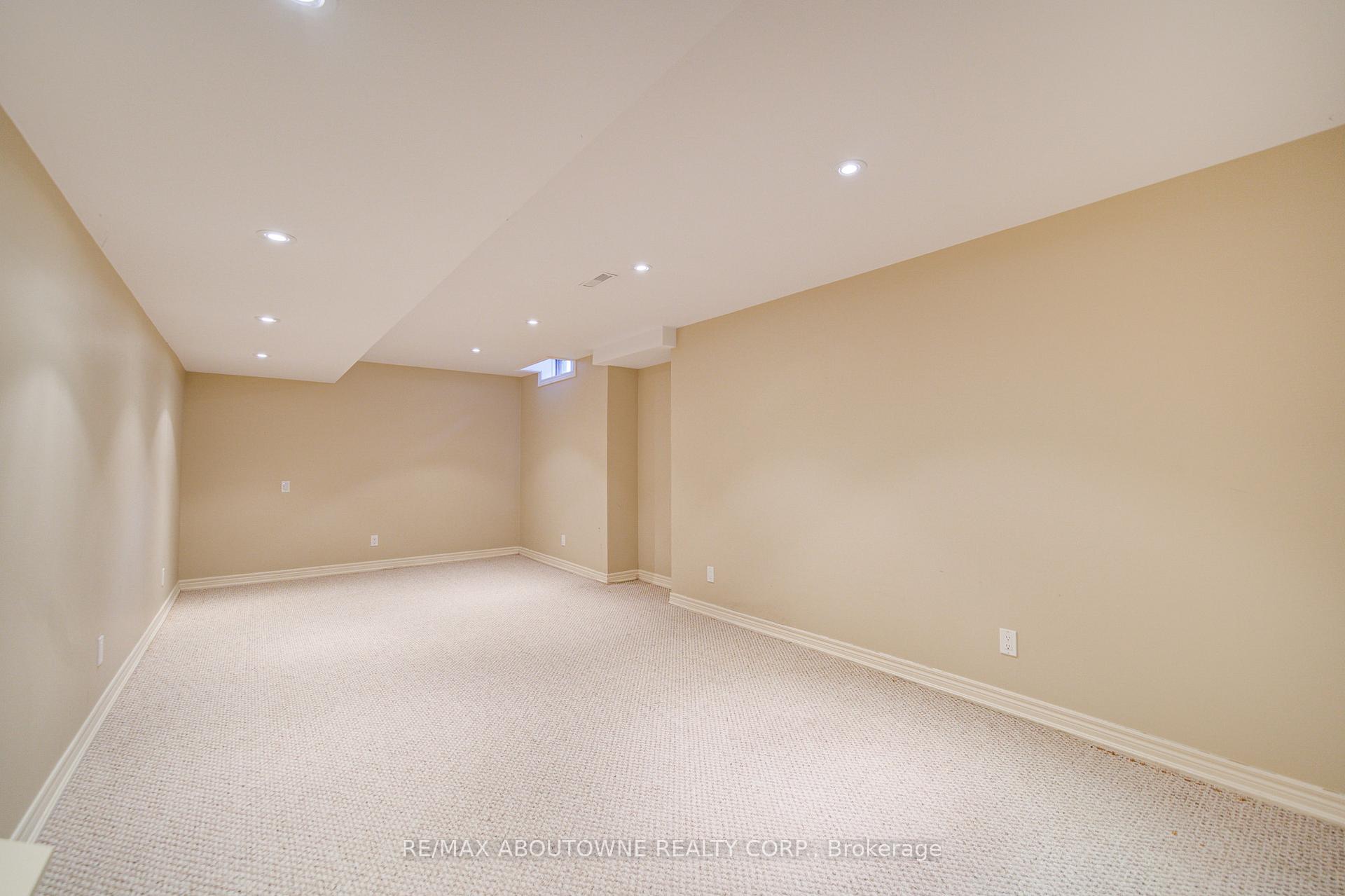 1251 Old Colony Road