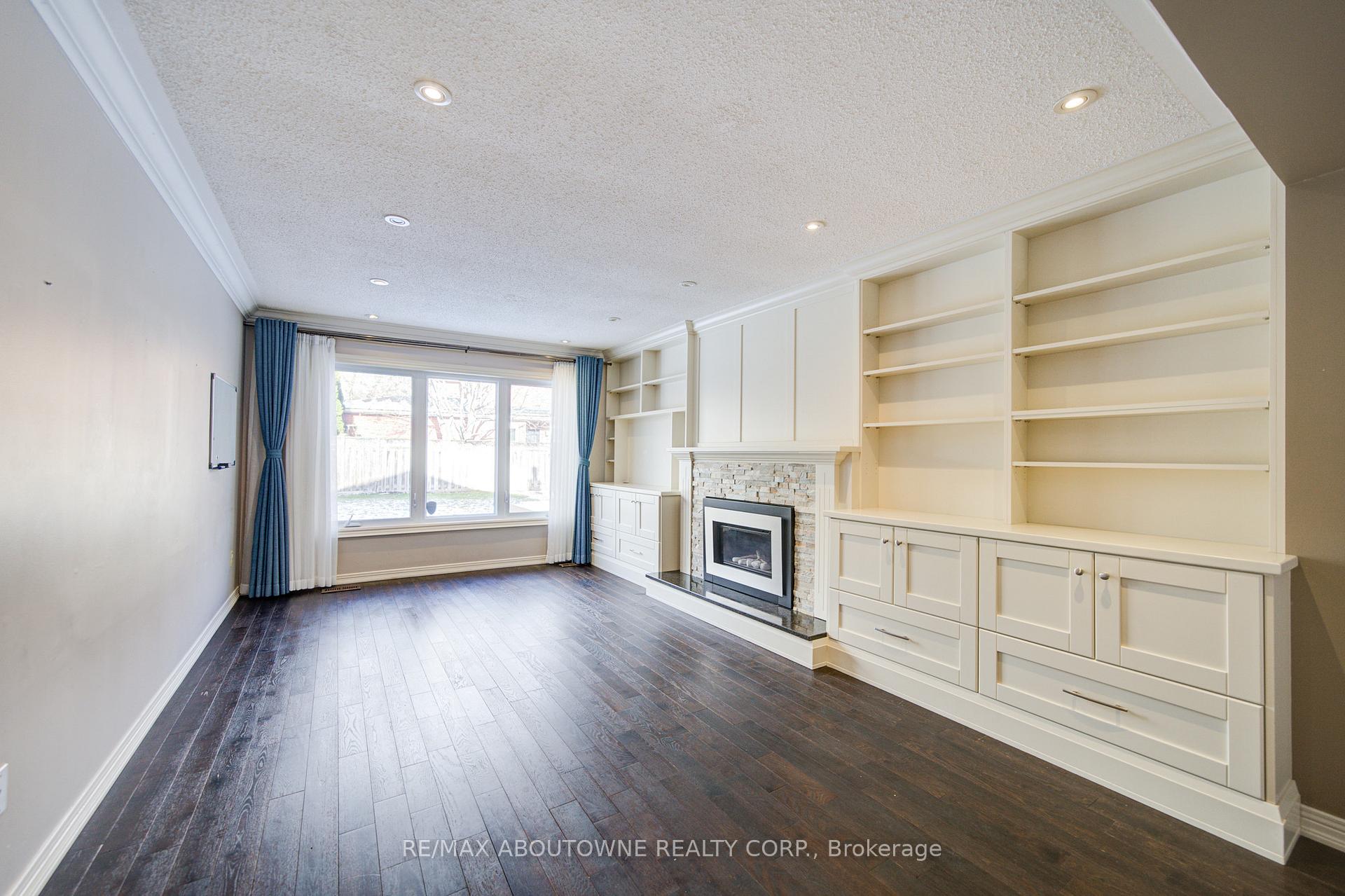 1251 Old Colony Road