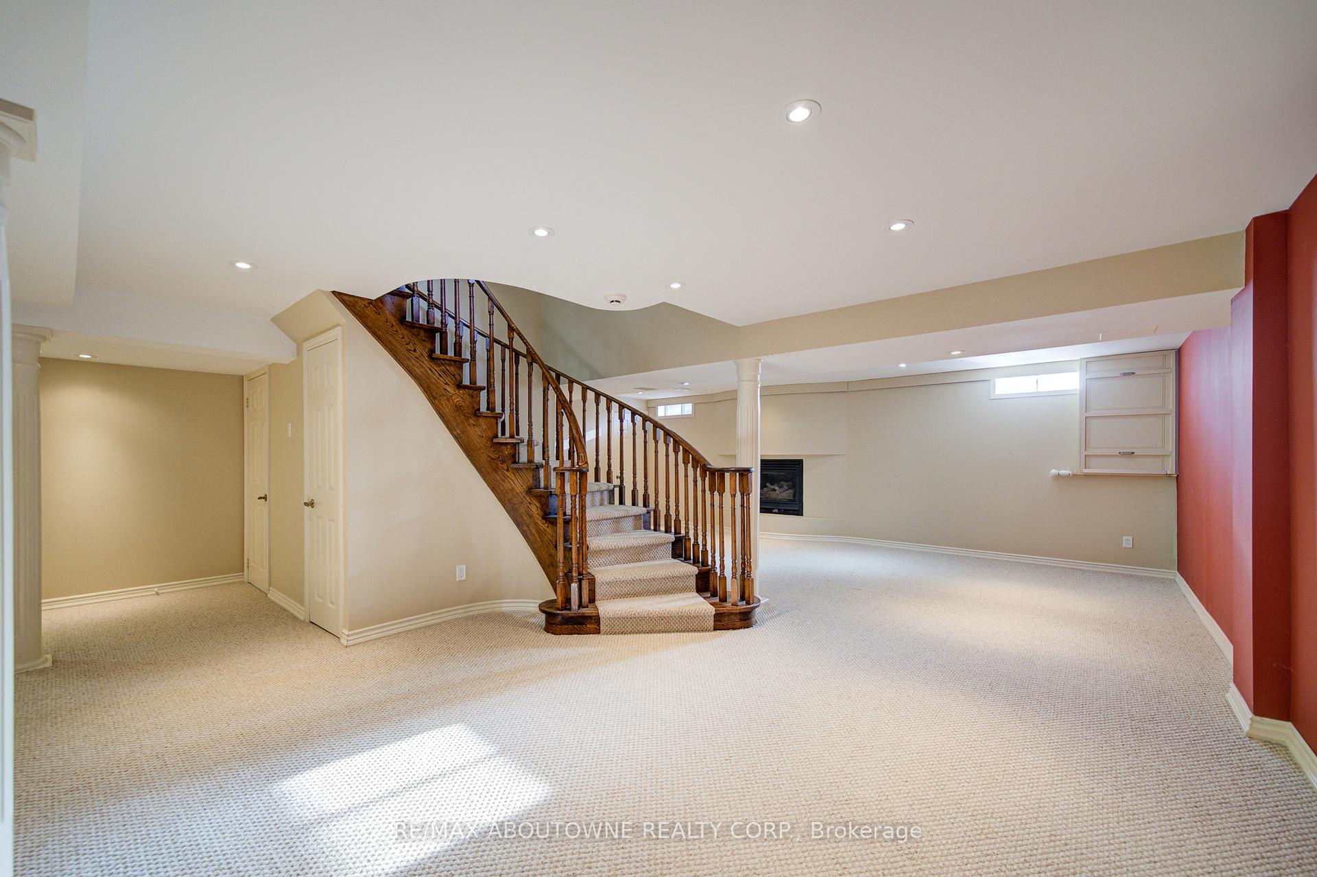 1251 Old Colony Road