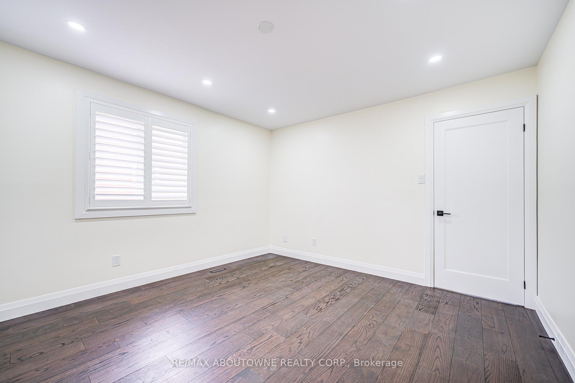 1126 Berkshire Court