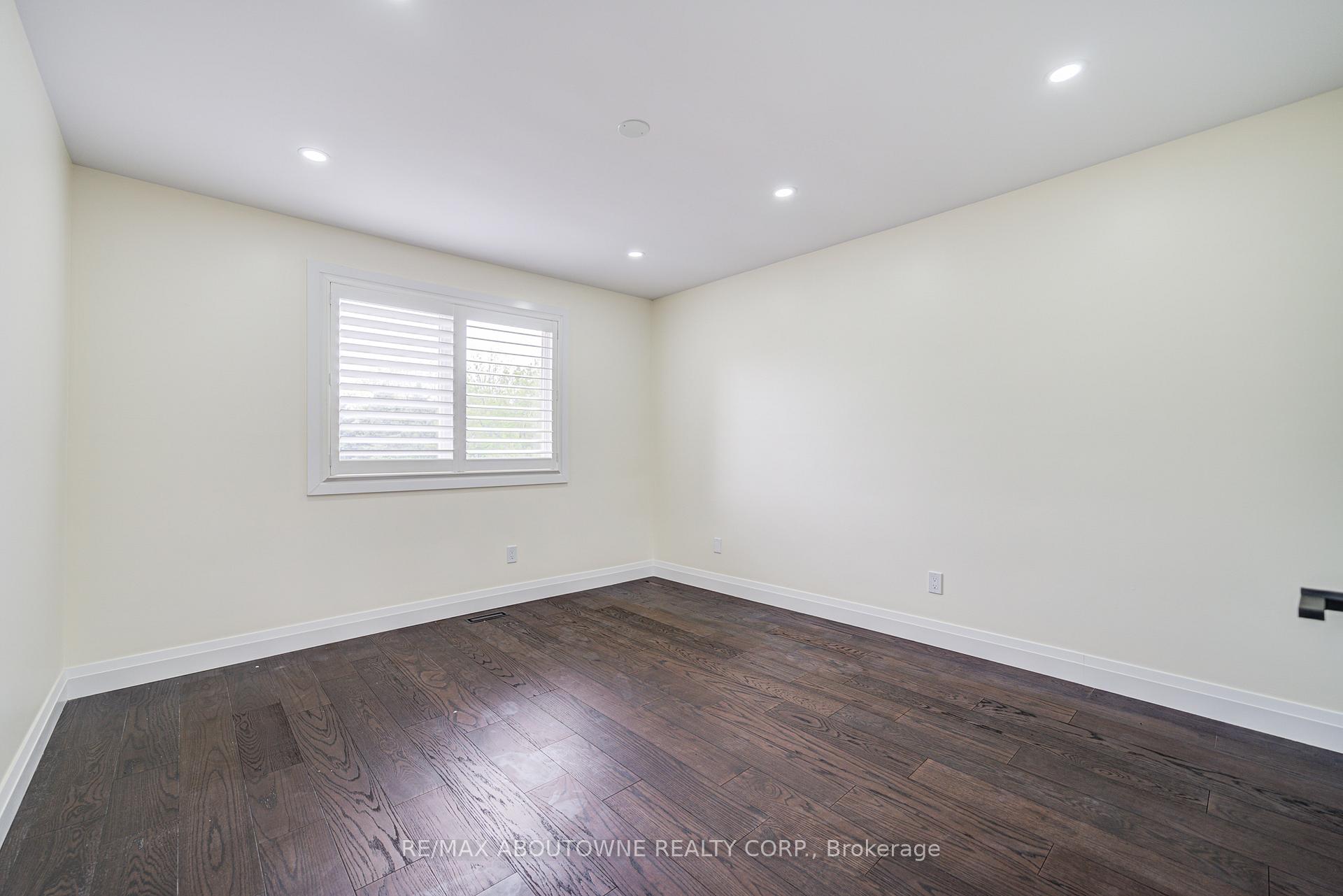 1126 Berkshire Court