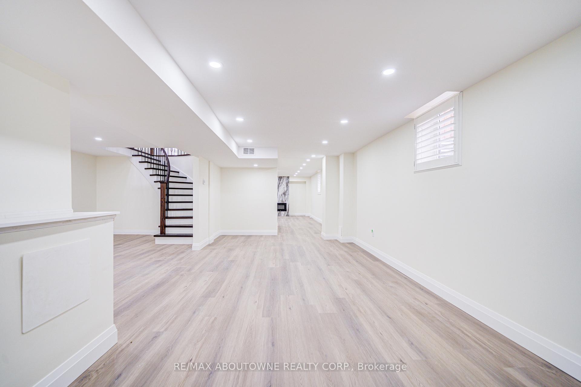 1126 Berkshire Court