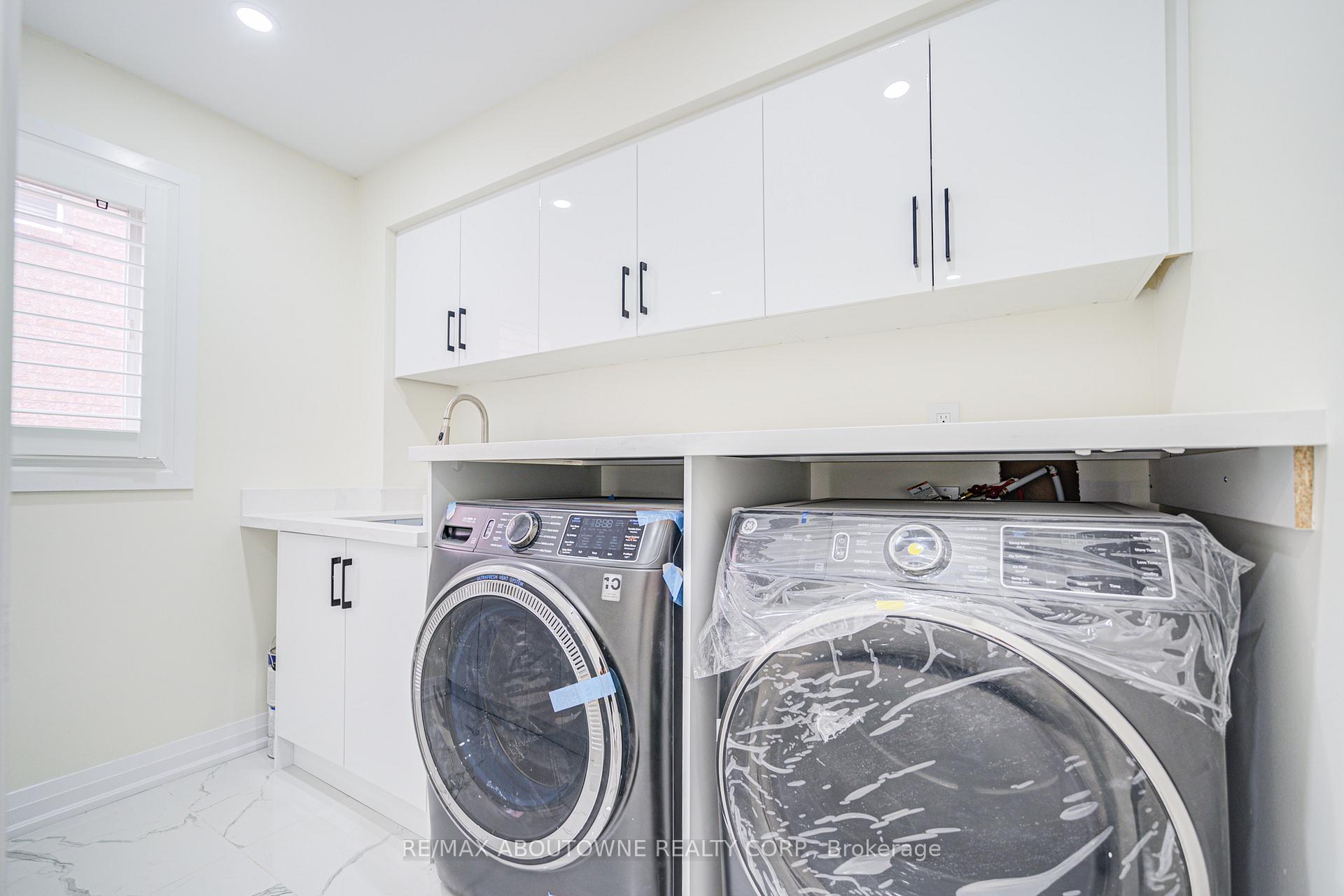 1126 Berkshire Court