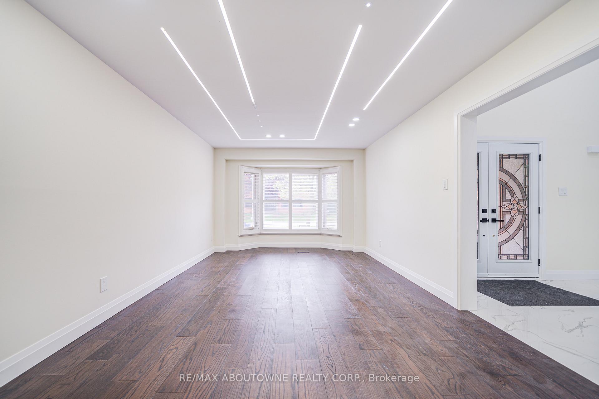 1126 Berkshire Court