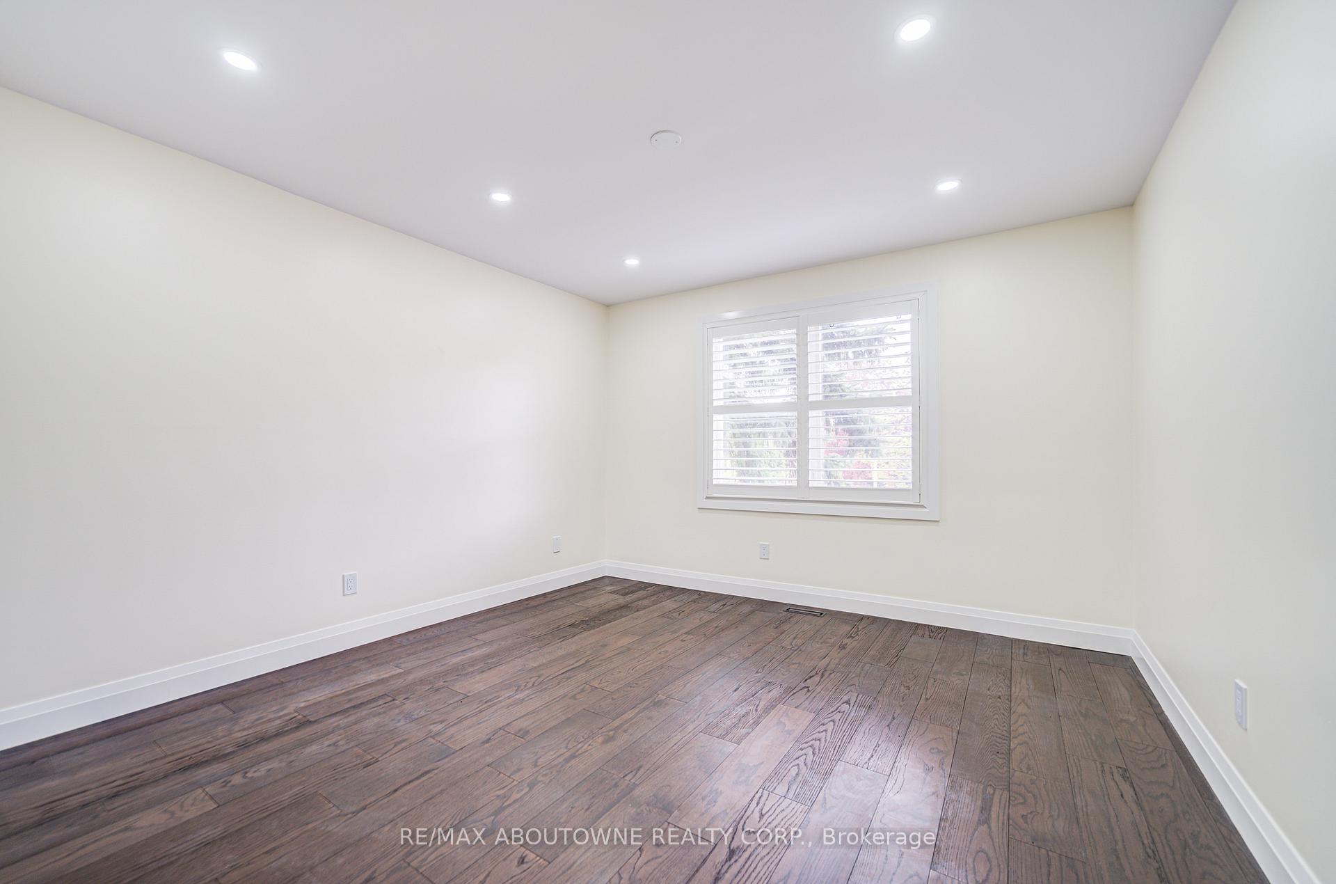 1126 Berkshire Court