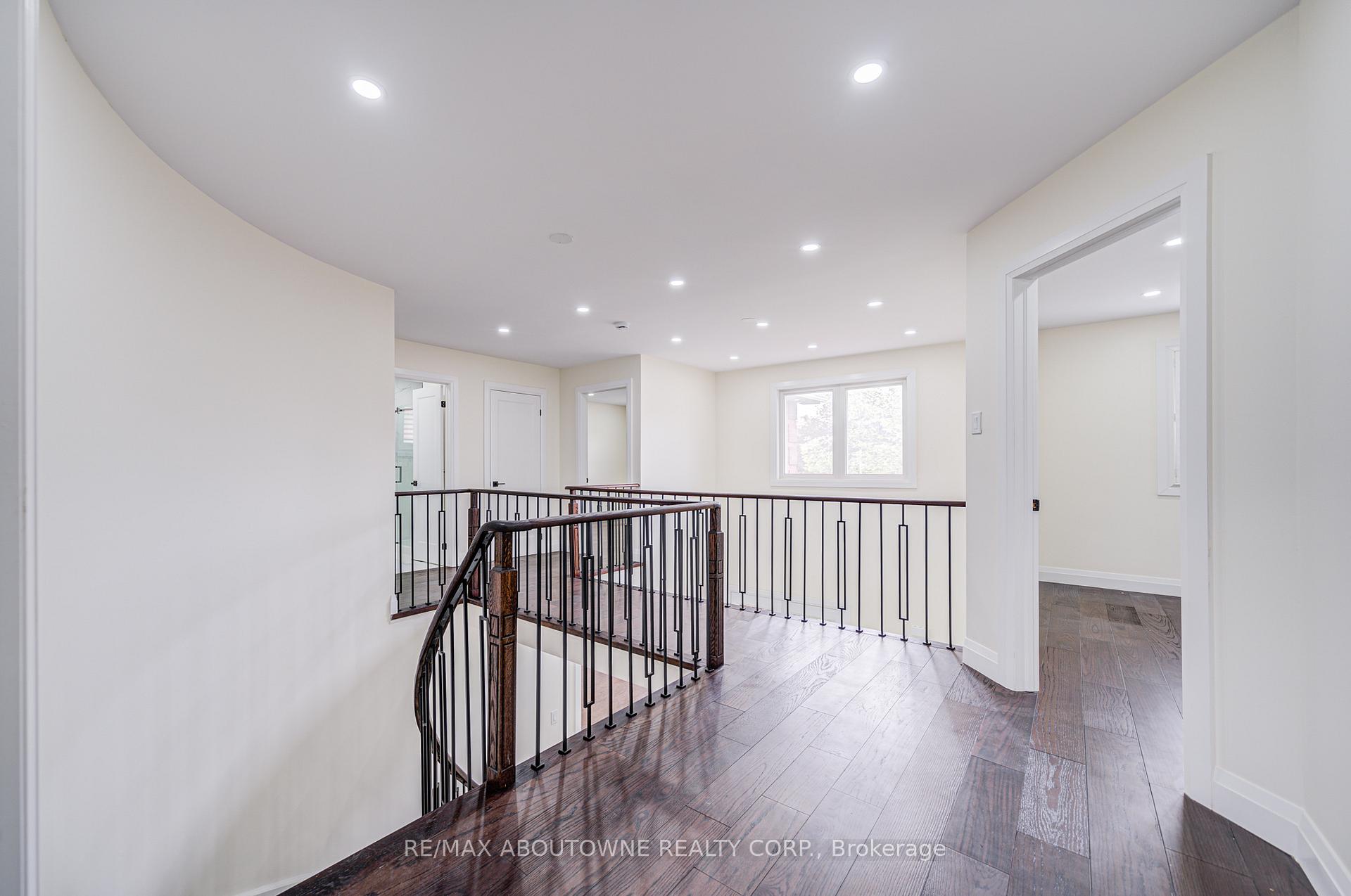 1126 Berkshire Court