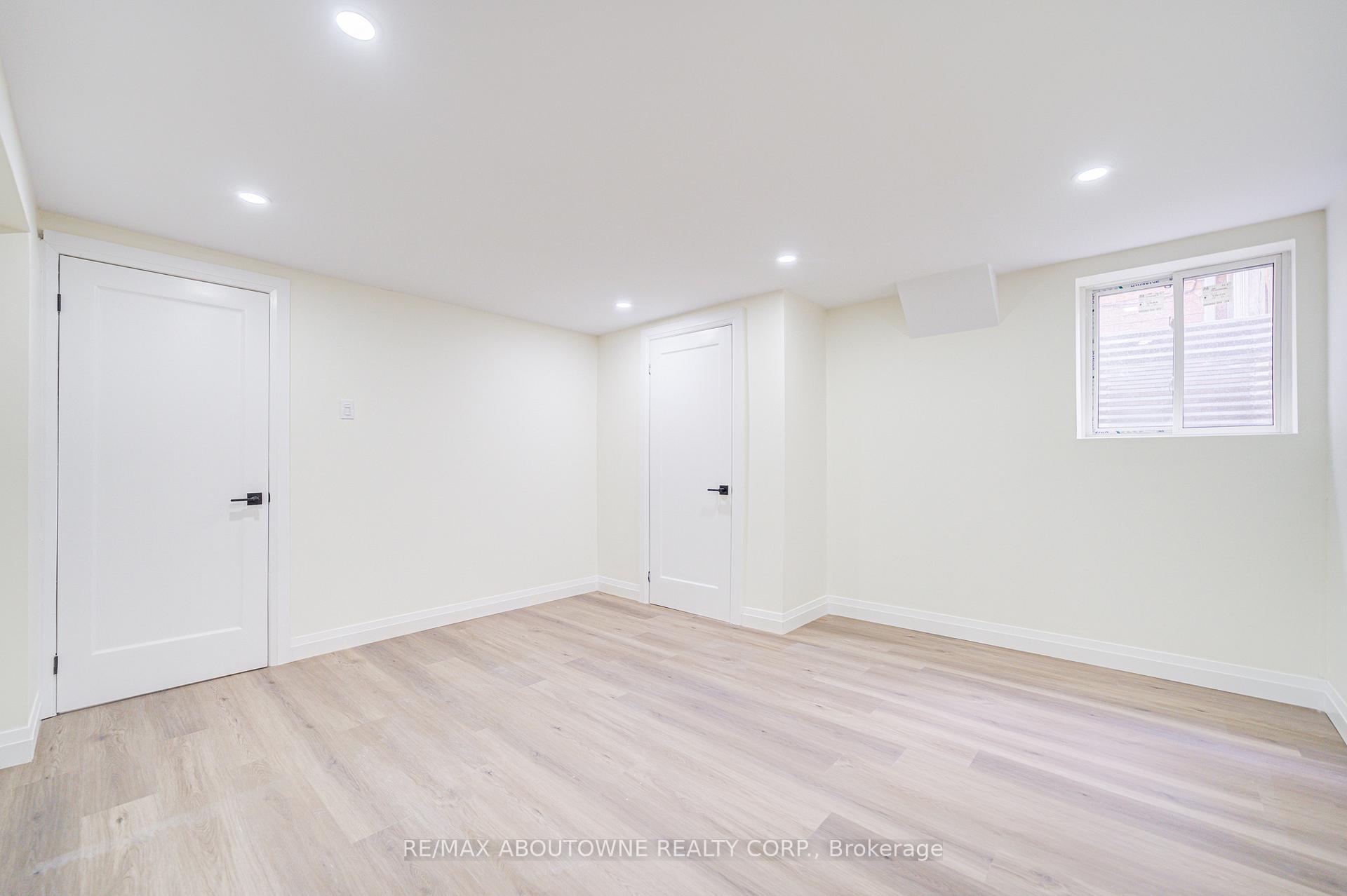 1126 Berkshire Court