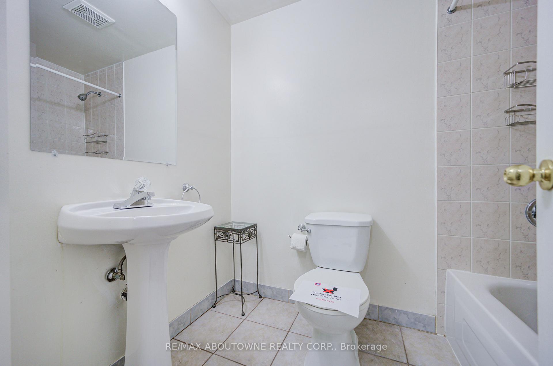 1230 Sagewood Crescent