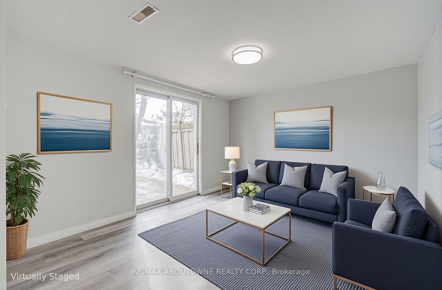 100 Oakdale Drive, Oakville, ON L6H 1J3