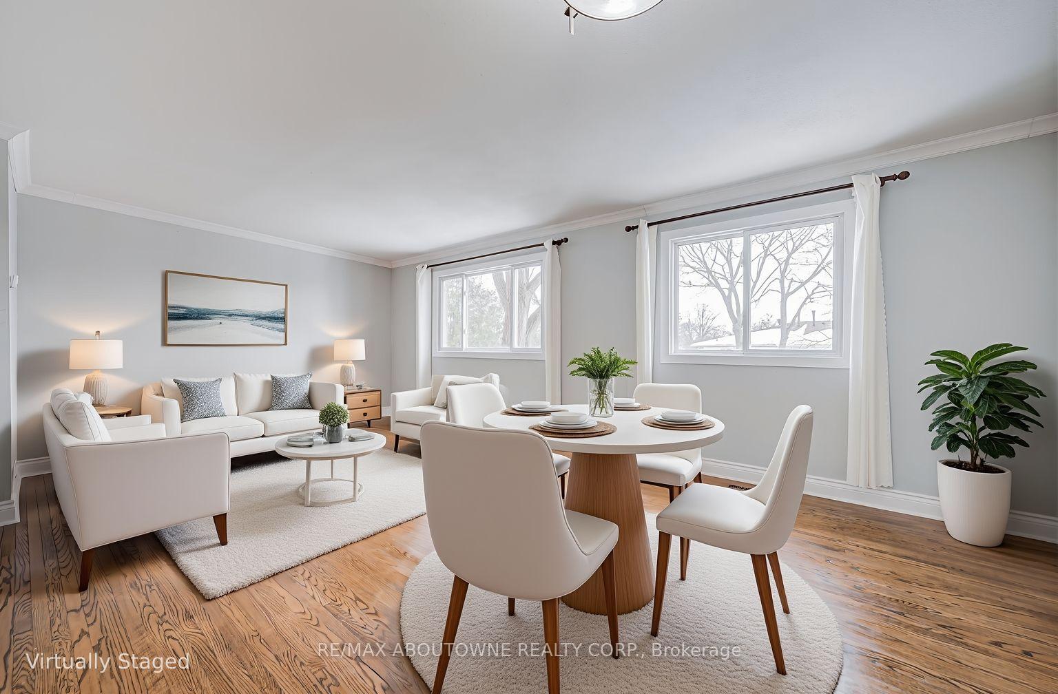 100 Oakdale Drive, Oakville, ON L6H 1J3