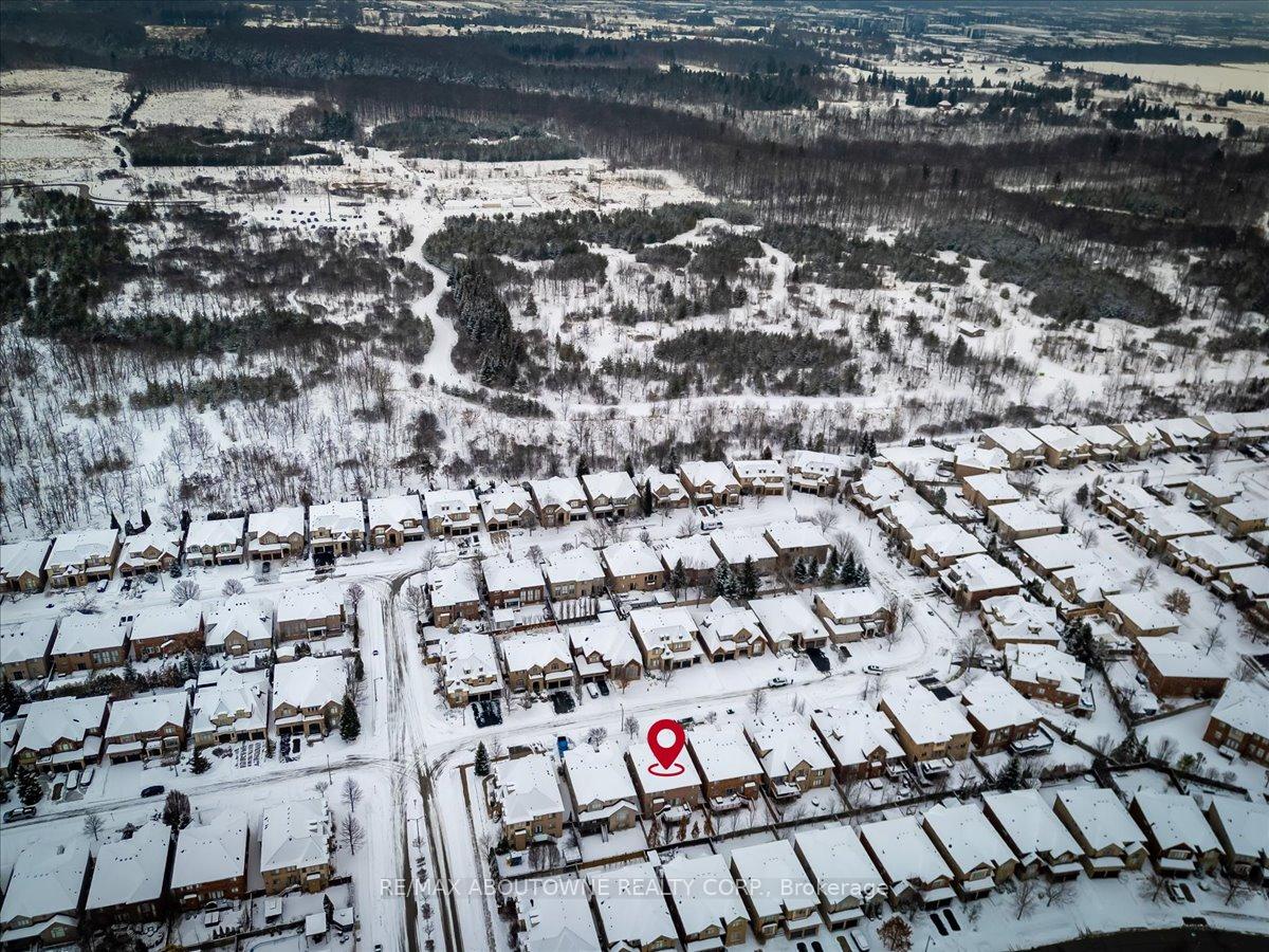 3260 Ribble Crescent, Oakville, ON L6M 0B1, Oakville ON, L6M 0B1