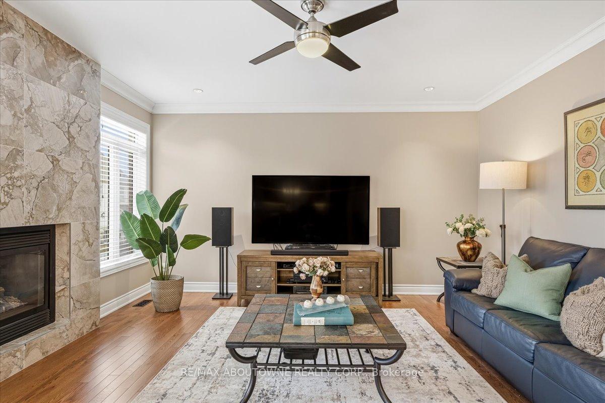 3260 Ribble Crescent, Oakville, ON L6M 0B1, Oakville ON, L6M 0B1