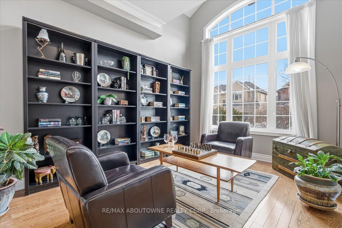 3260 Ribble Crescent, Oakville, ON L6M 0B1, Oakville ON, L6M 0B1