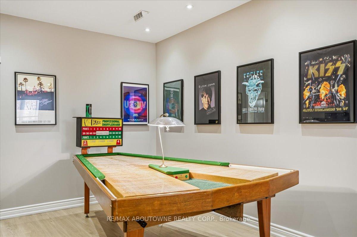 3260 Ribble Crescent, Oakville, ON L6M 0B1, Oakville ON, L6M 0B1