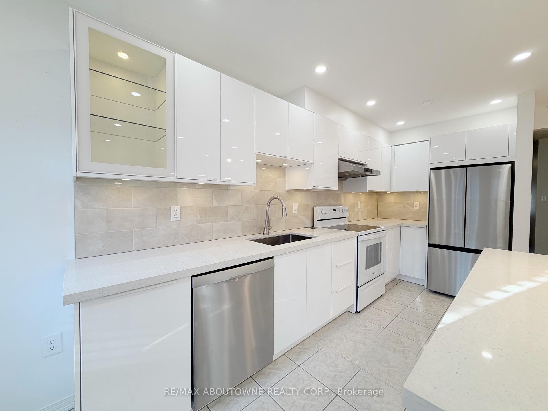 1838 Imperial Way, Burlington, ON L7L 7L9, Burlington ON, L7L 7L9