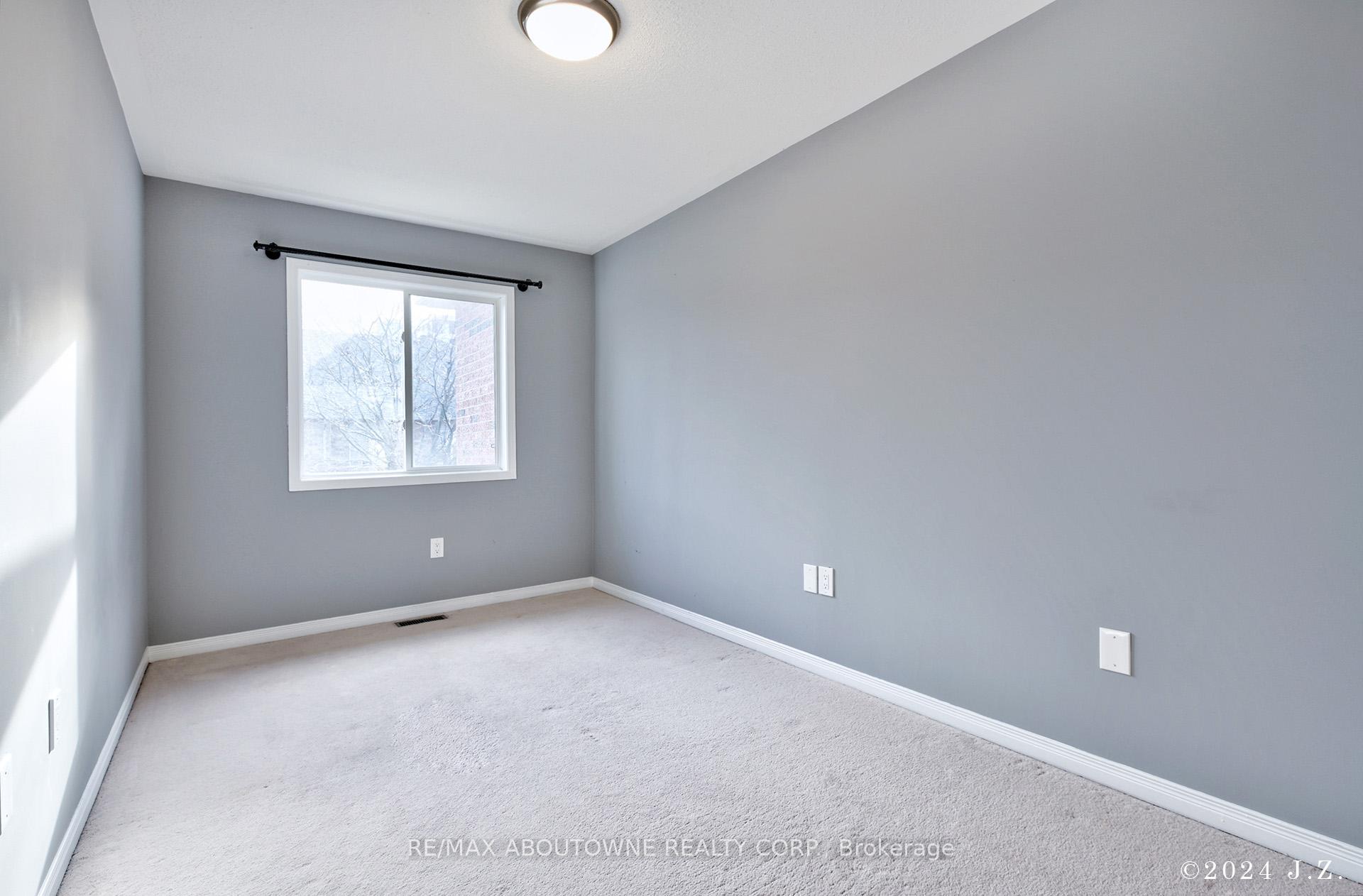 1838 Imperial Way, Burlington, ON L7L 7L9, Burlington ON, L7L 7L9