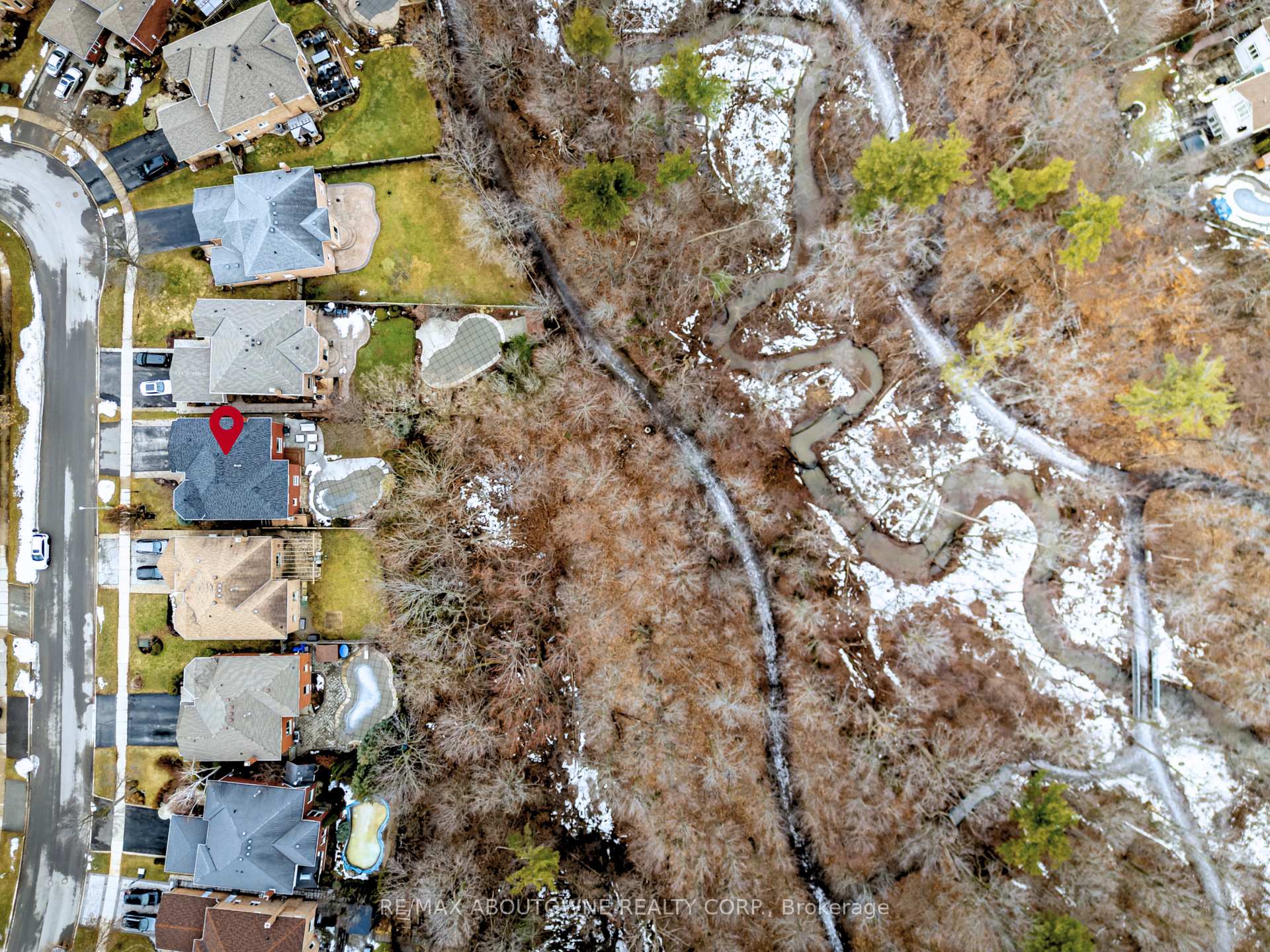 1323 Blackburn Drive, Oakville, ON L6M 2X9