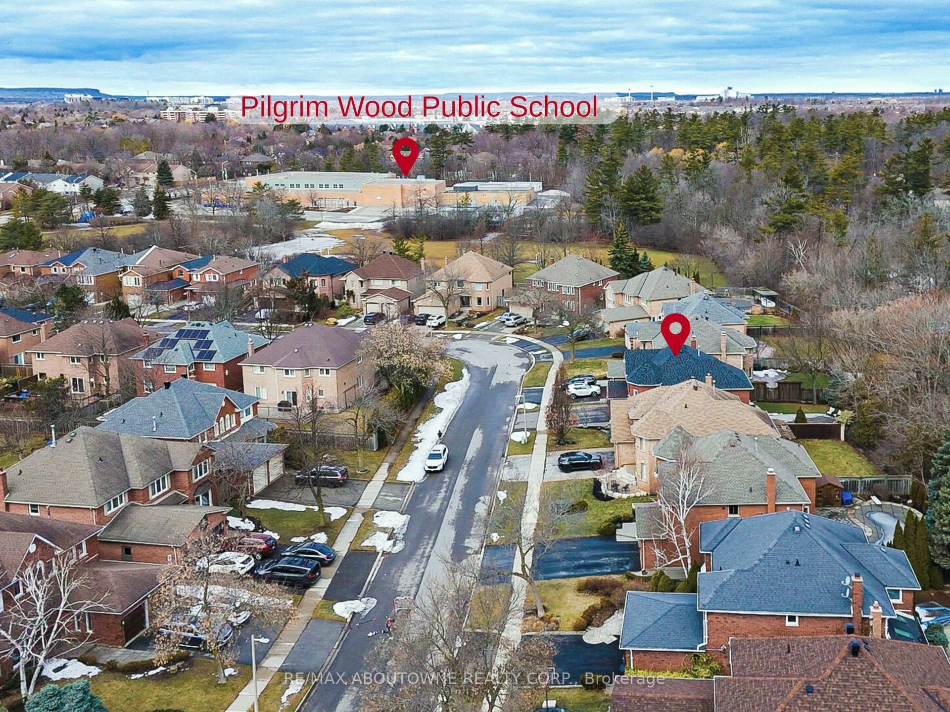 1323 Blackburn Drive, Oakville, ON L6M 2X9