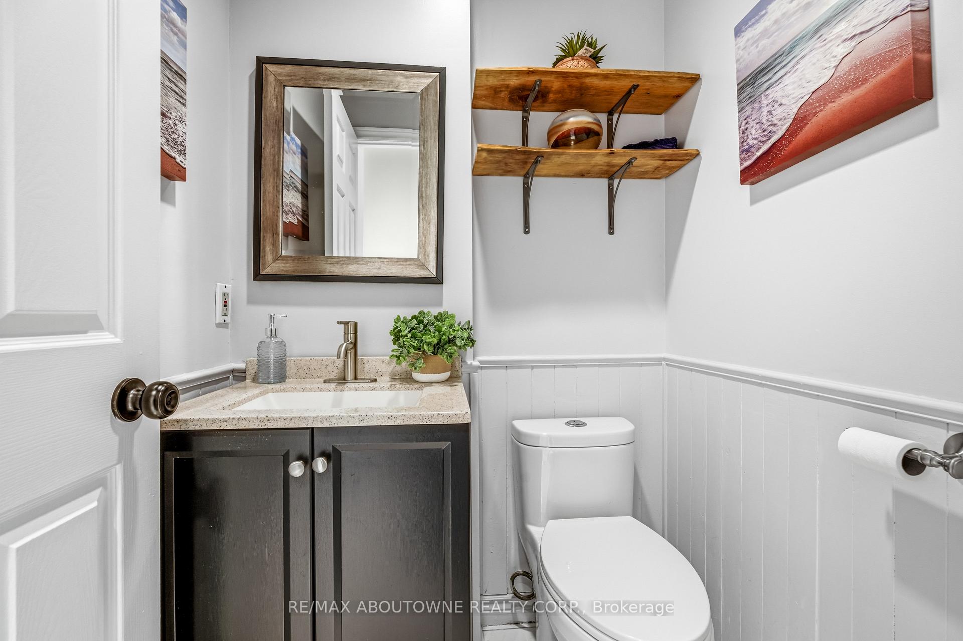 1323 Blackburn Drive, Oakville, ON L6M 2X9