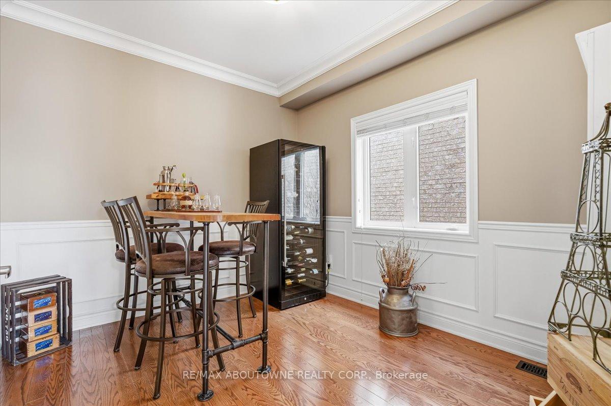 3260 Ribble Crescent, Oakville, ON L6M 0B1