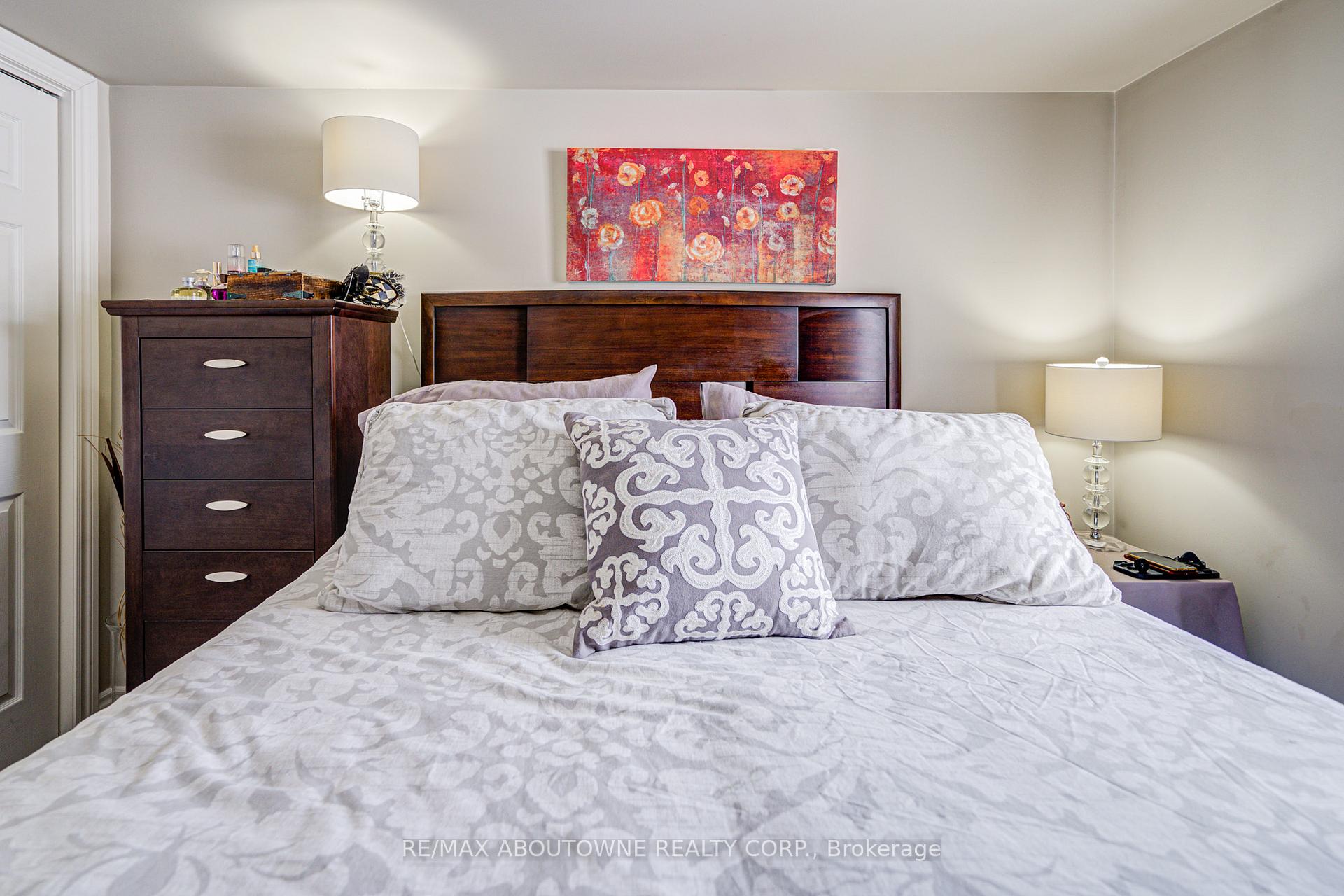 1490 Bishops Gate 109