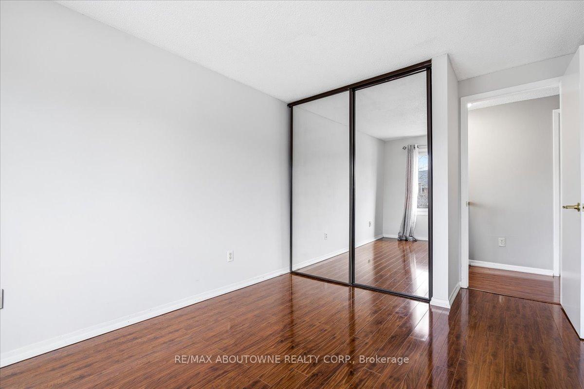 1148 Bridlewood Trail