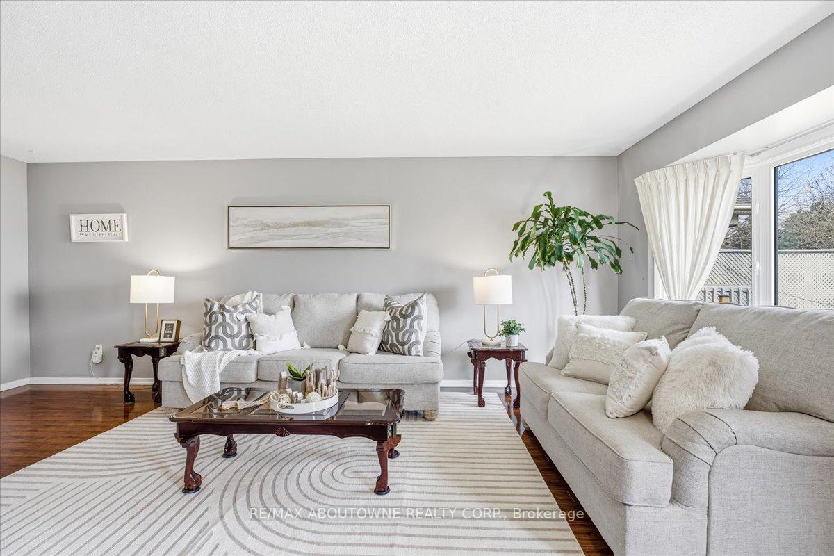 1148 Bridlewood Trail