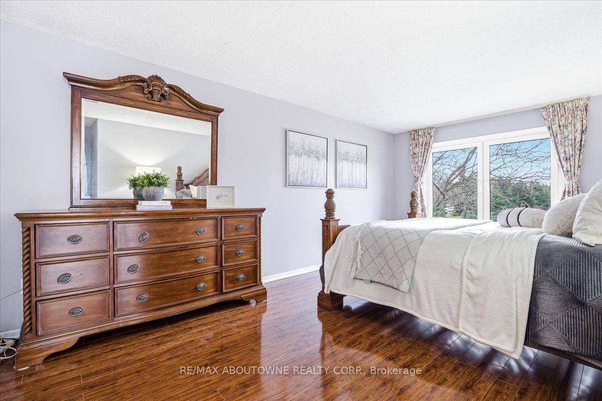 1148 Bridlewood Trail