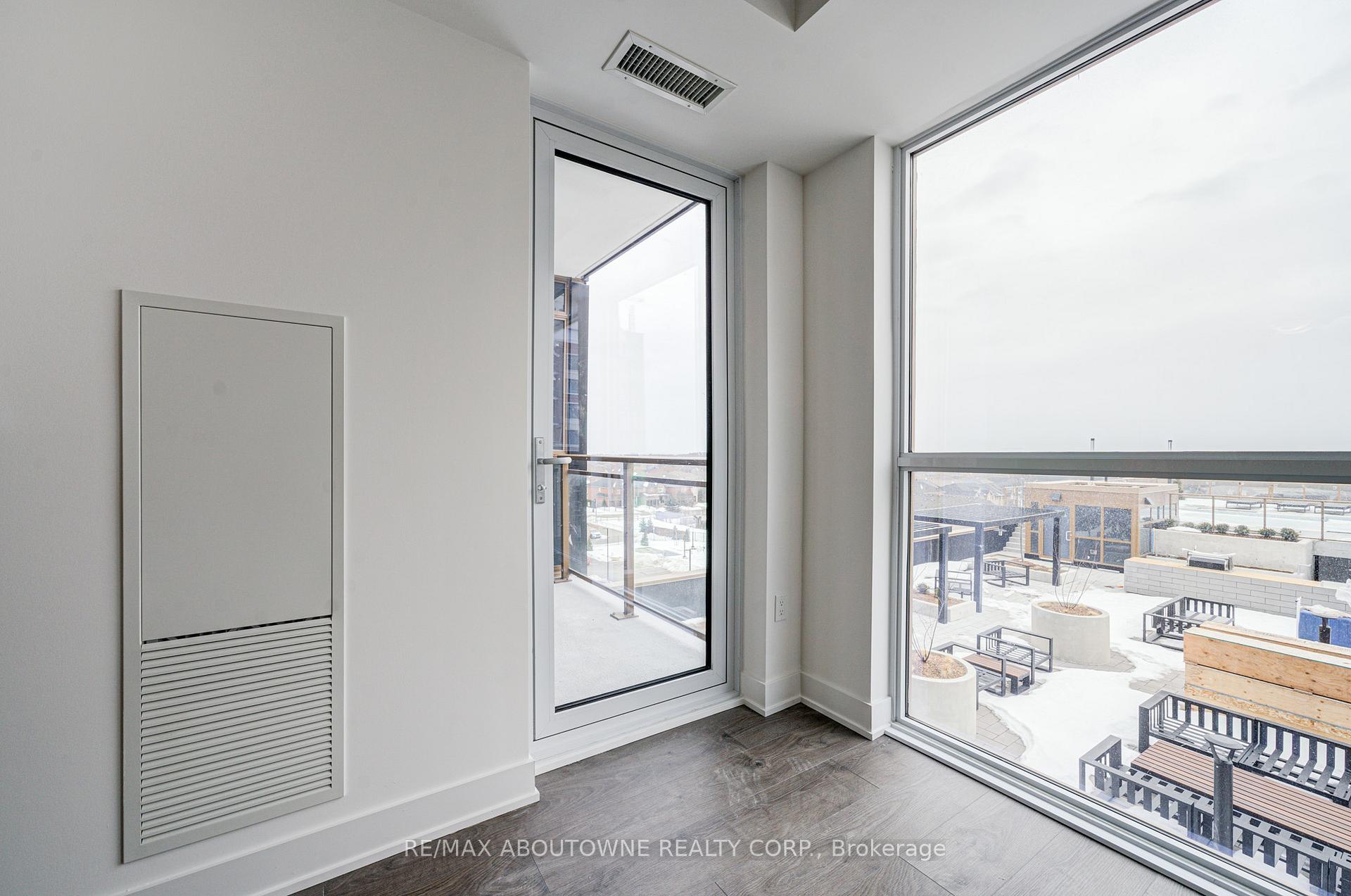 2333 Khalsa Gate 604