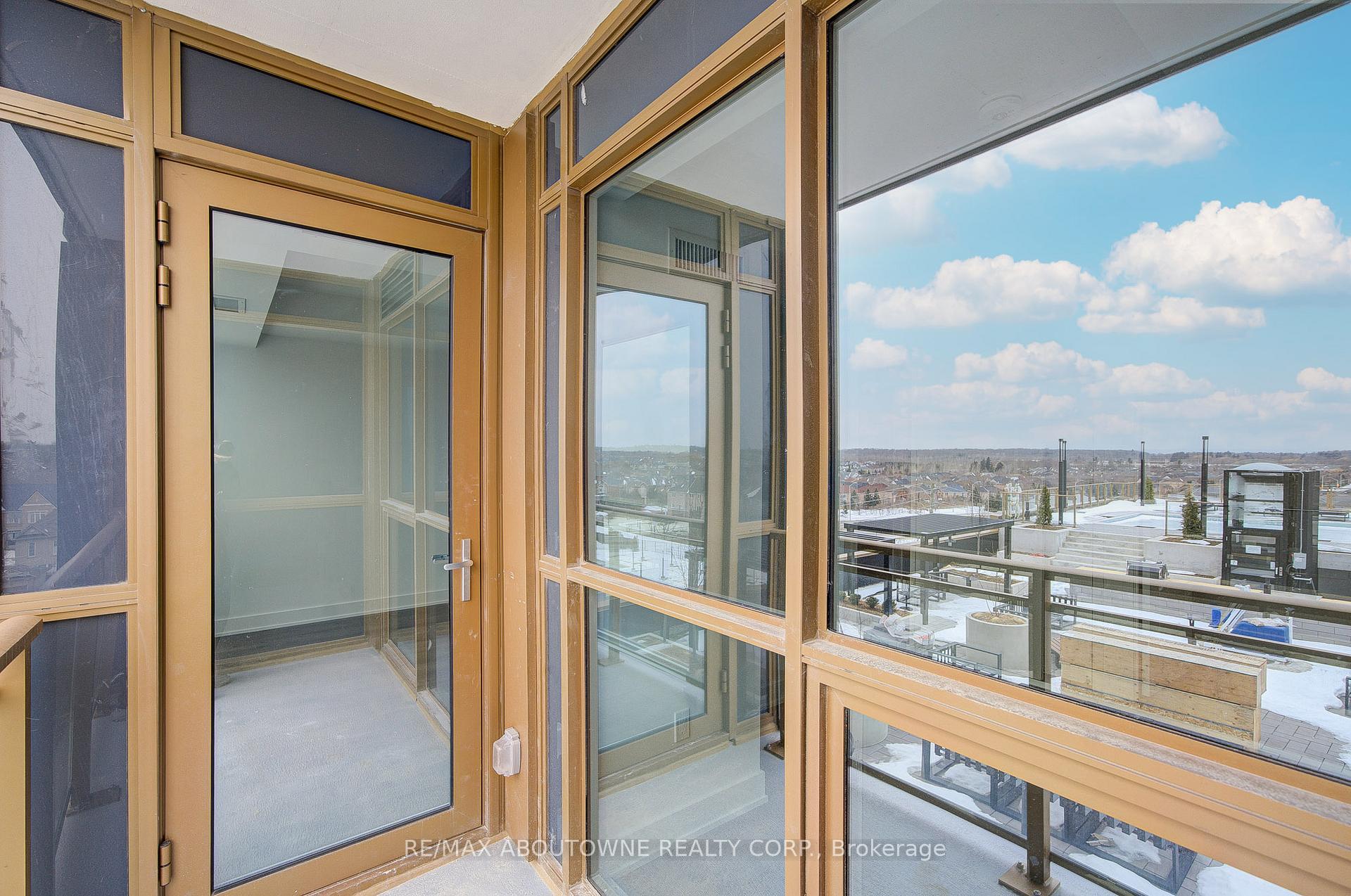 2333 Khalsa Gate 604