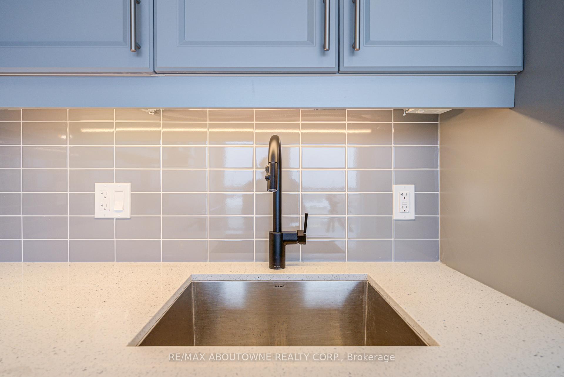 2333 Khalsa Gate 604