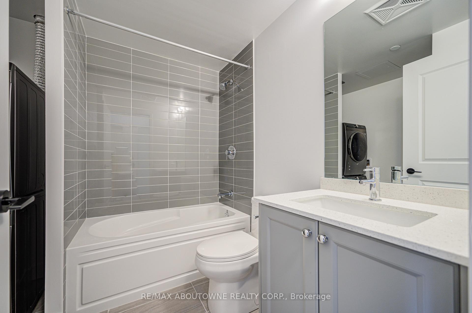 2333 Khalsa Gate 604