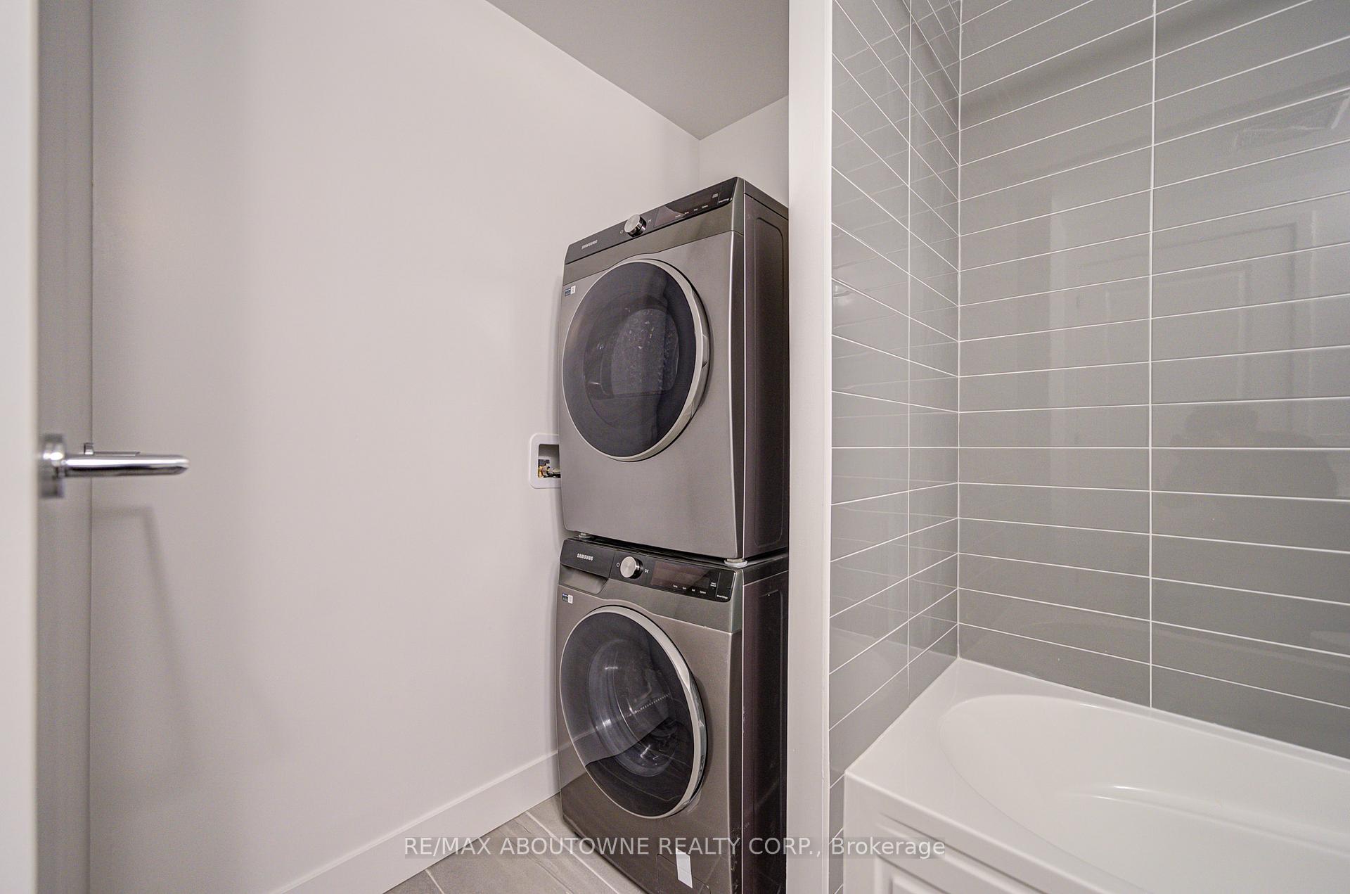 2333 Khalsa Gate 604