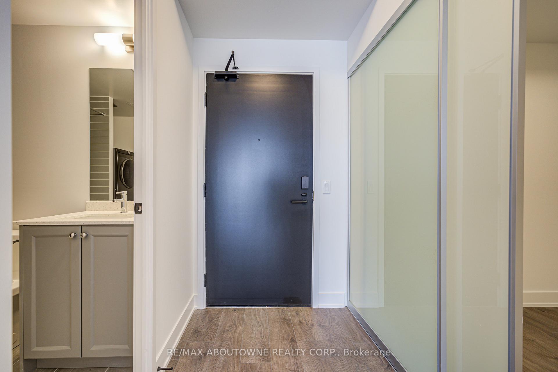 2333 Khalsa Gate 604